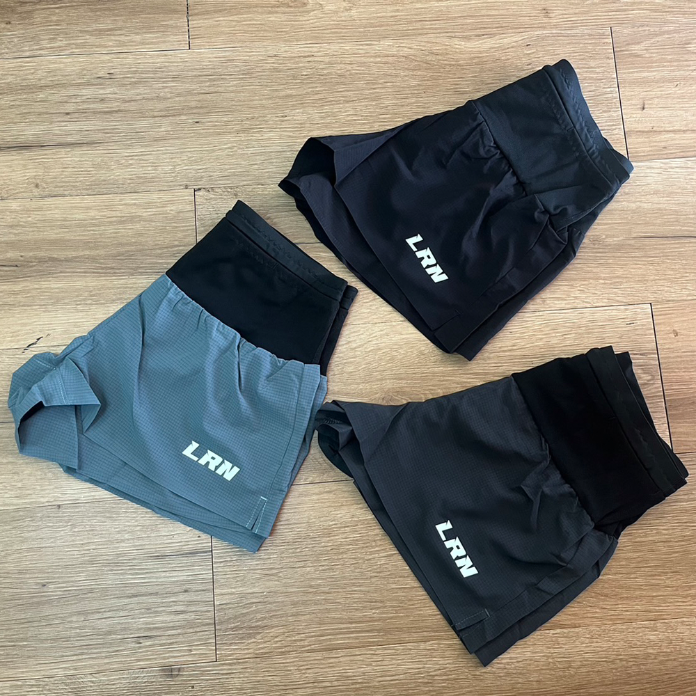 กางเกงวิ่งเทรล 2" (ไม่มีซับใน) ใส่ได้ทั้งชาย - หญิง มีกระเป๋าใส่ของที่รอบเอวในตัว (F34)