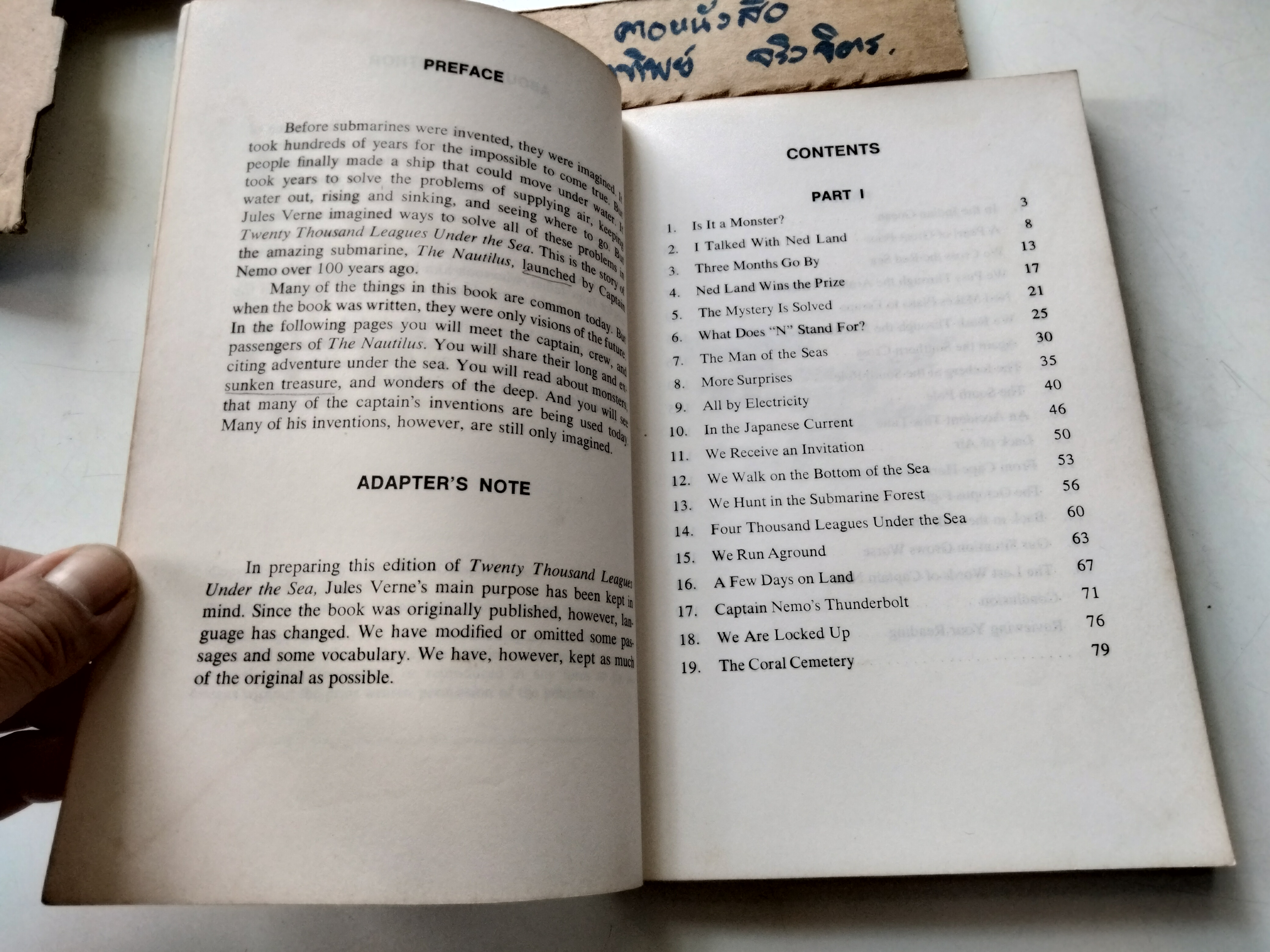 TWENTY THOUSAND LEAGUES UNDER THE SEA (AN ADAPTED CLASSIC) By Jules Verne First printing (Asian Edition) 1987 **สินค้าหมด**