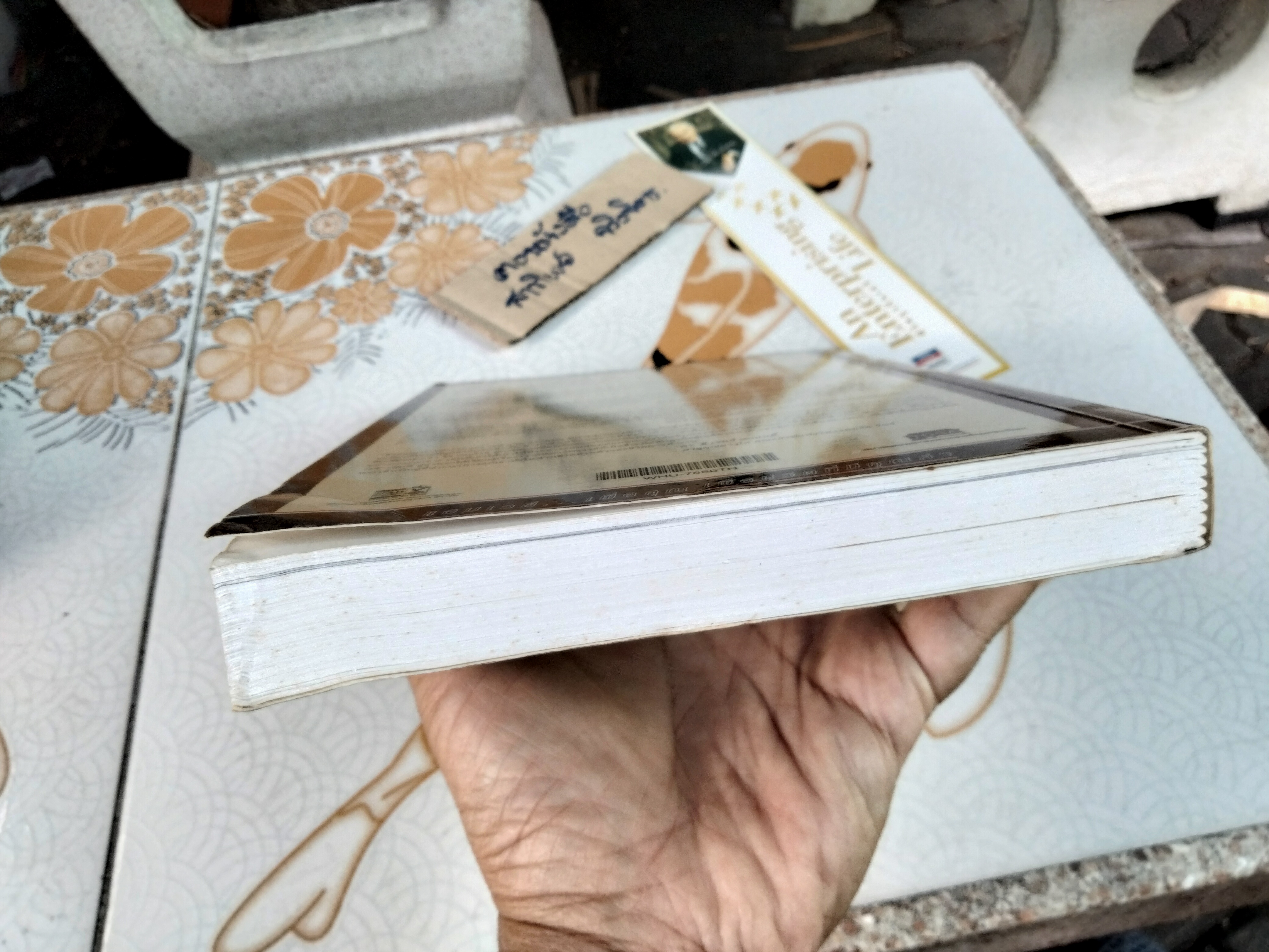 ชีวิตธุรกิจเสรี An Enterprising Life อัตชีวประวัติ เจย์ แวน แอนเดล ผู้ร่วมสถาปนา แอมเวย์ คอร์ปอเรชั่น พิมพ์ครั้งแรก 2544 **สินค้าหมด**