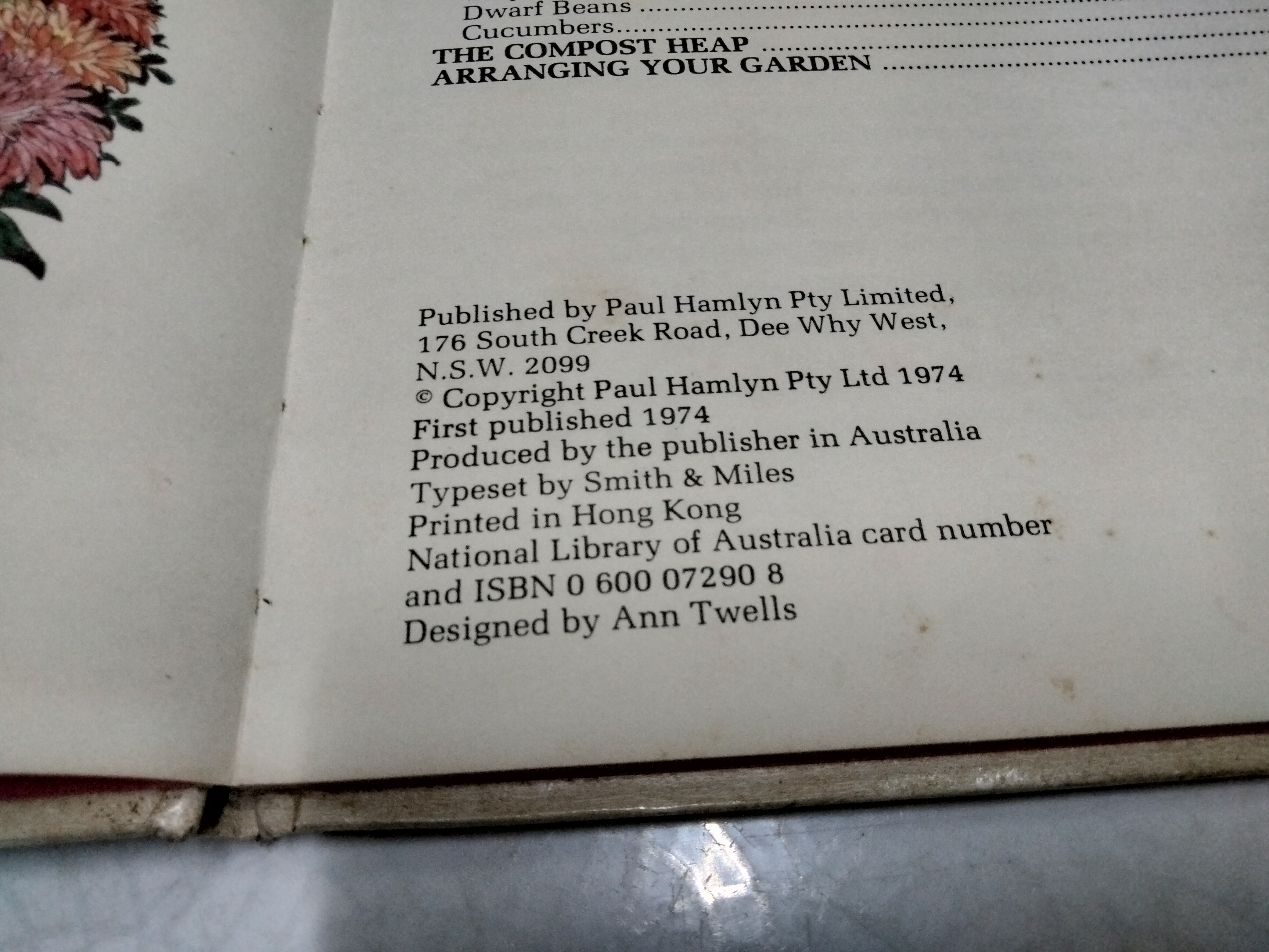 My First gardening book (Vintage) Written by Jessie Boyd * ชำรุด - หน้าหาย 1 คู่ (หน้า 13-14 และ 35-36) **สินค้าหมด**