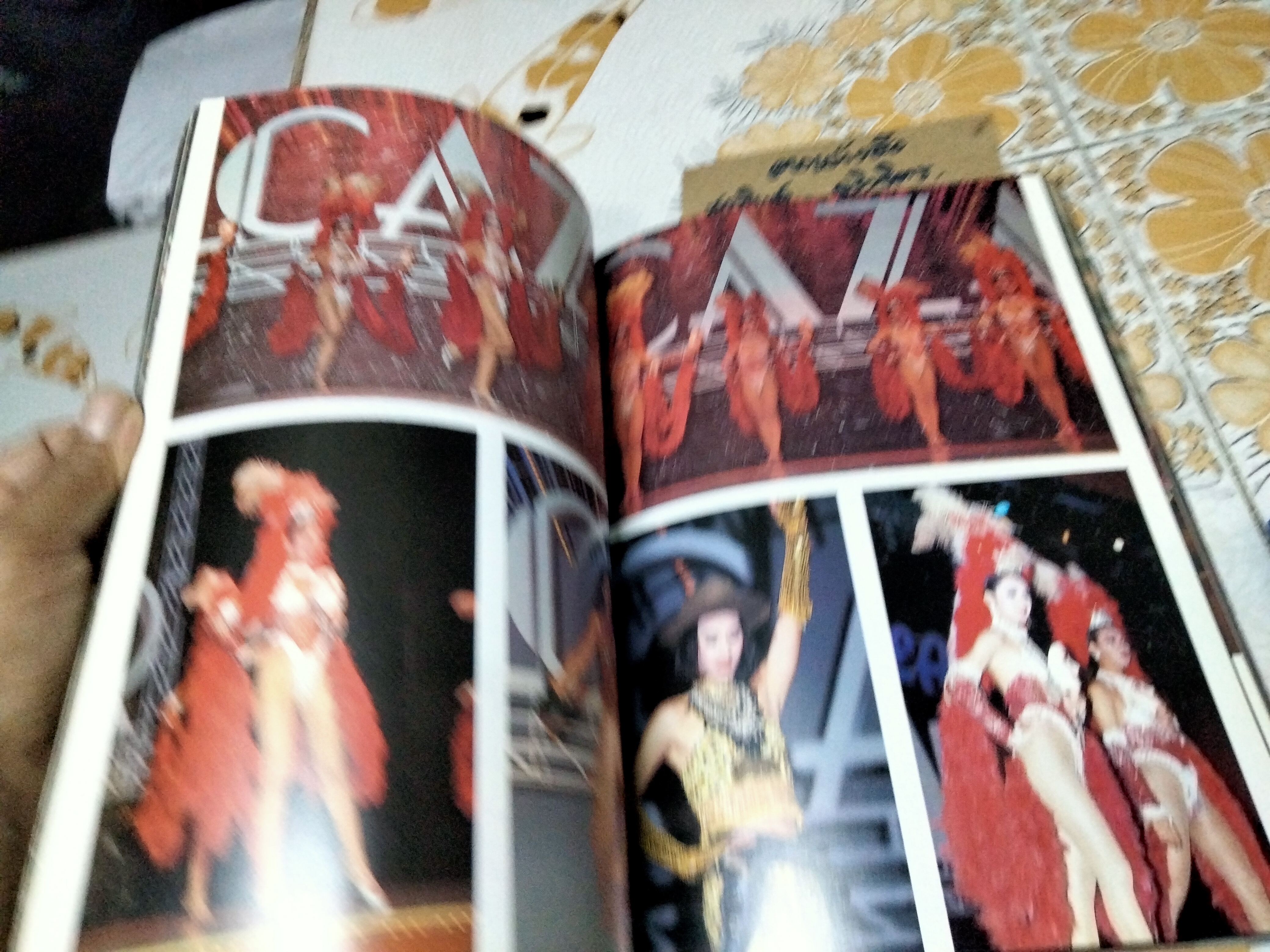 นิตยสาร อัลคาซ่าร์ ALCAZAR Cabaret ...เริ่มแรก งานแสดงยุคแรกๆ บันทึกไว้ในรูปแบบหนังสือ