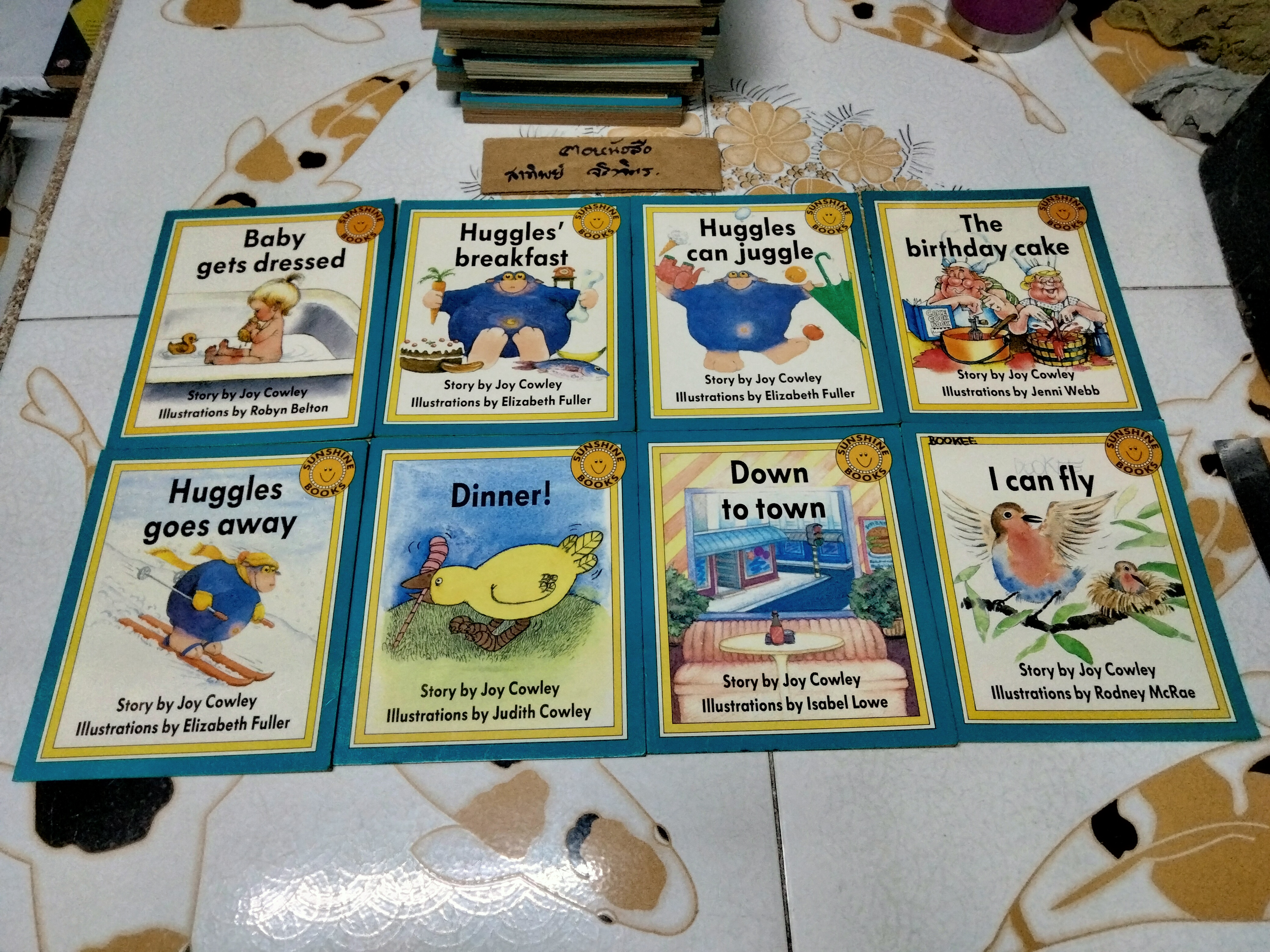 Sunshine Books (level 1) ครบชุด 80 เล่ม (A-J หมวดละ 8 เล่ม) Story by Joy Cowley First Published 1986 **สินค้าหมด**