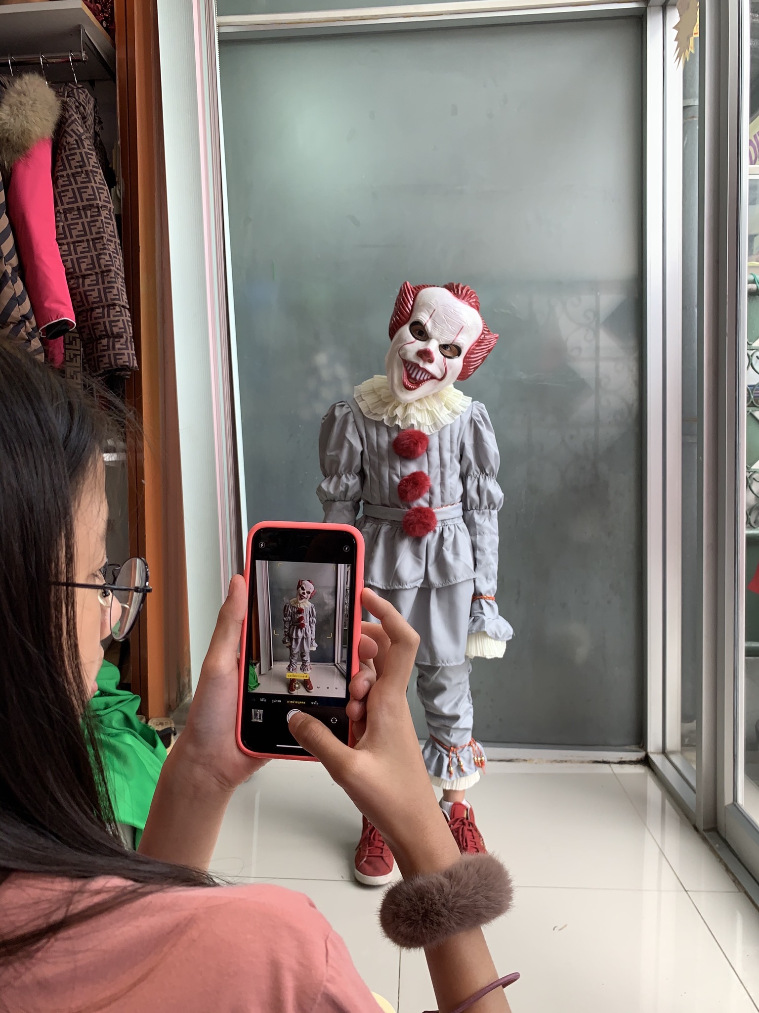 Pennywise เด็กและผู้ใหญ่ ขายและให้เช่า