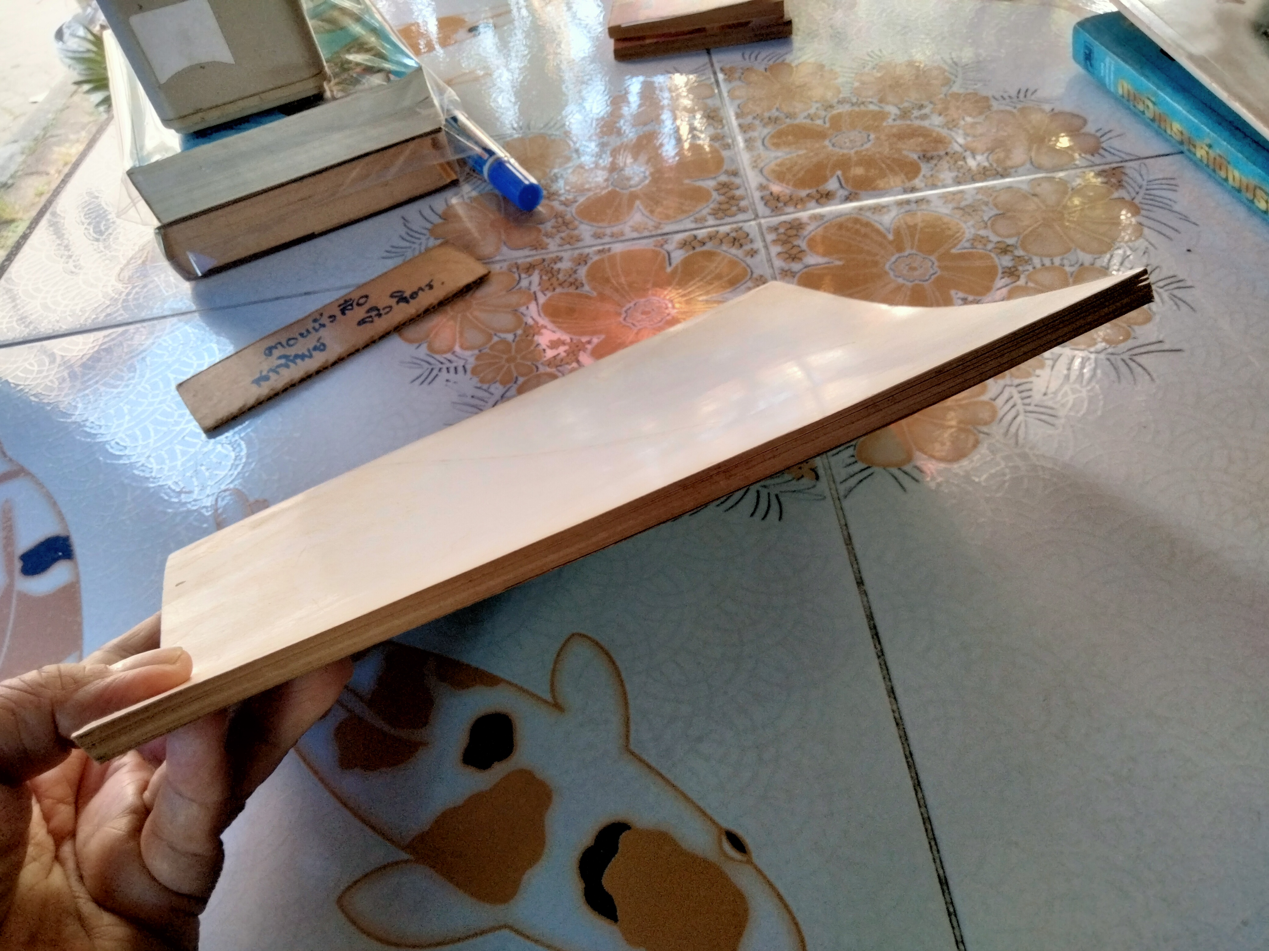 หนังสือ เทคโนโลยีพื้นบ้านเพื่อคุณภาพชีวิตและเศรษฐกิจครอบครัว (ฉบับปรับปรุง) - 2 ภาษา ไทย อังกฤษ จัดพิมพ์โดย ฝ่ายโครงการในประเทศ องค์การยูนิเซฟ , พ.ศ. 2525 **สินค้าหมด**