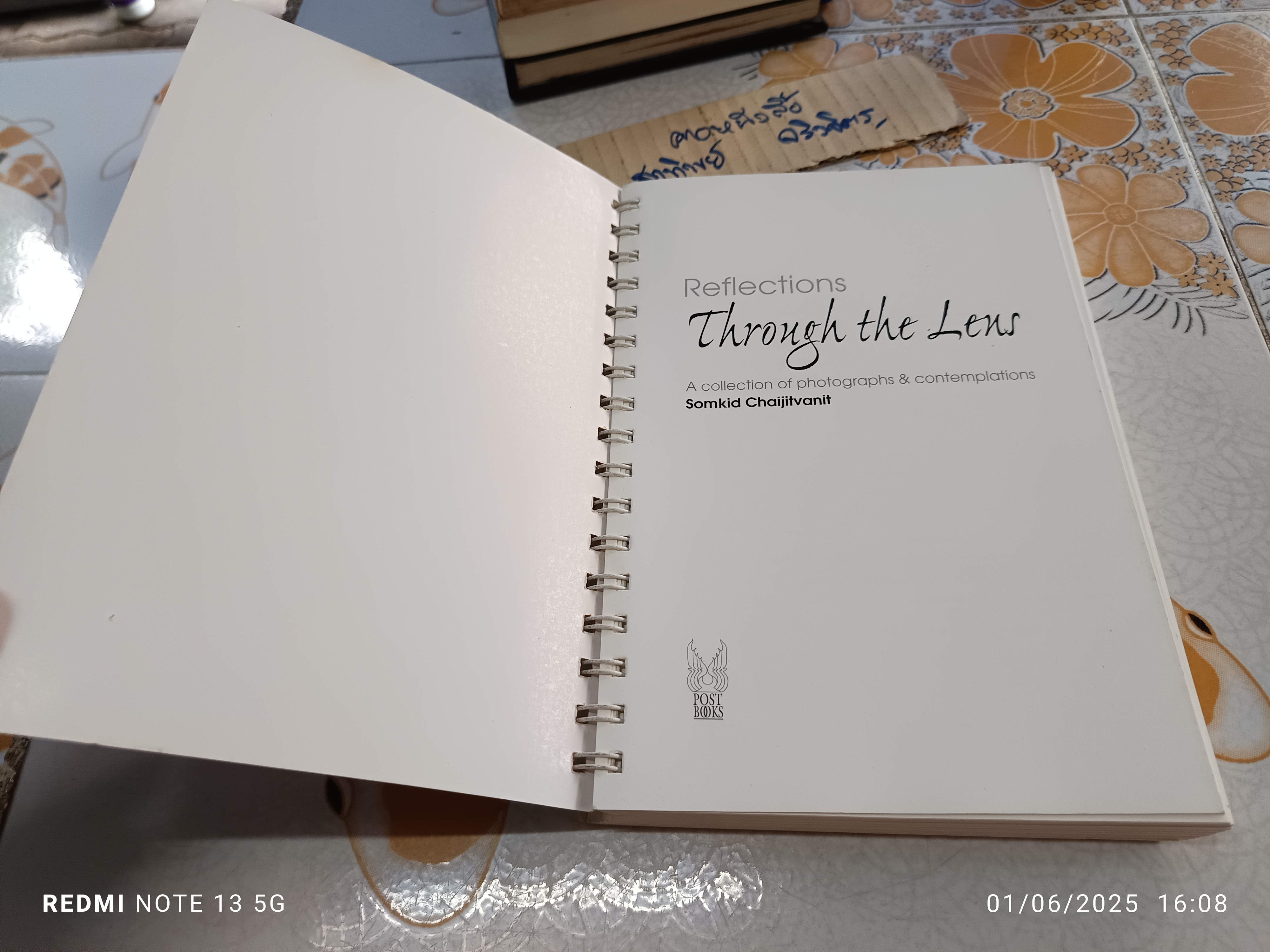 Reflections through the lens A collection of photographs & contemplations by Somkid Chaijitvanit