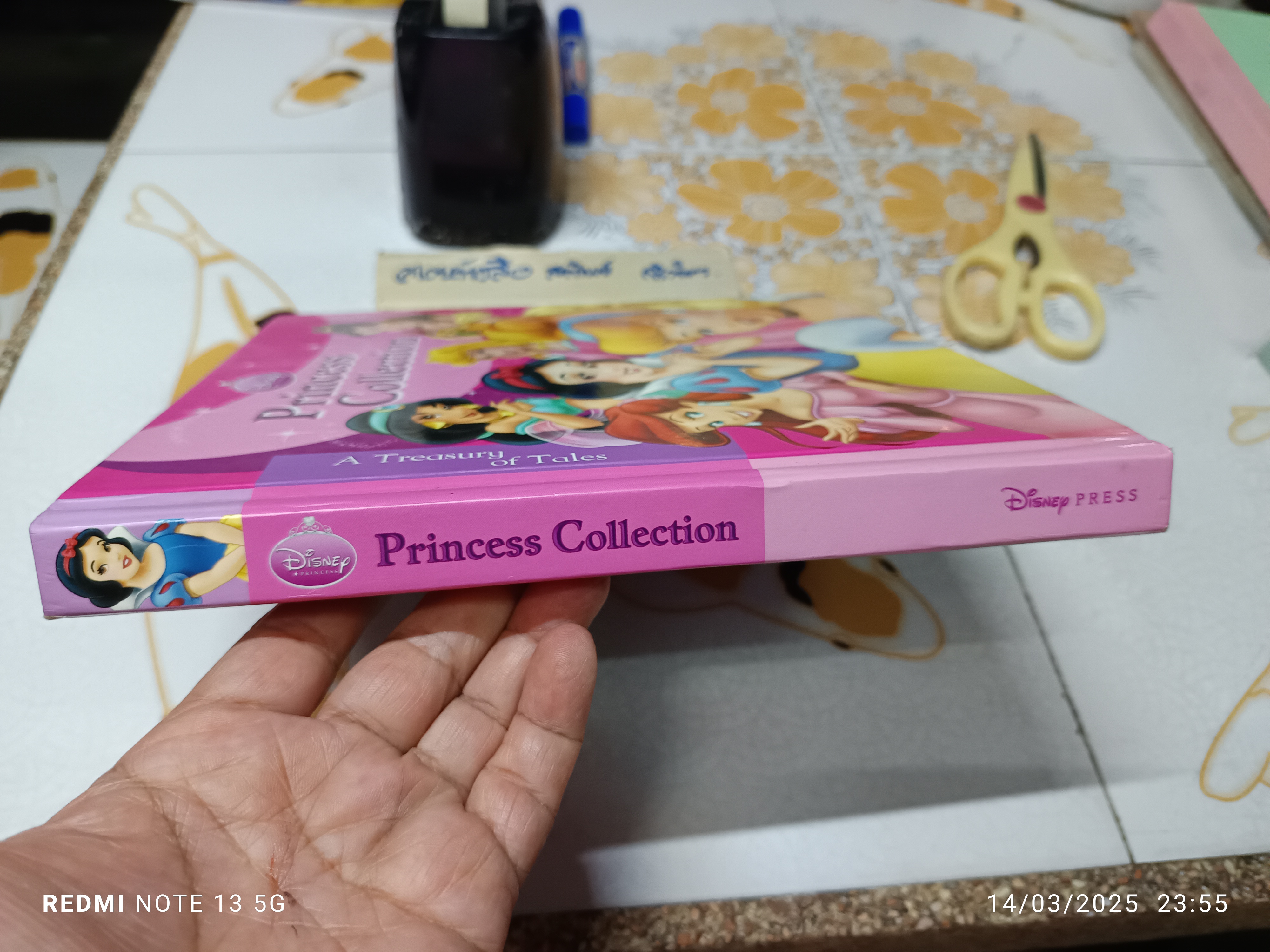 Princess Collection , A Treasury of Tales, Disney Press หนังสือมือสอง ปกแข็ง