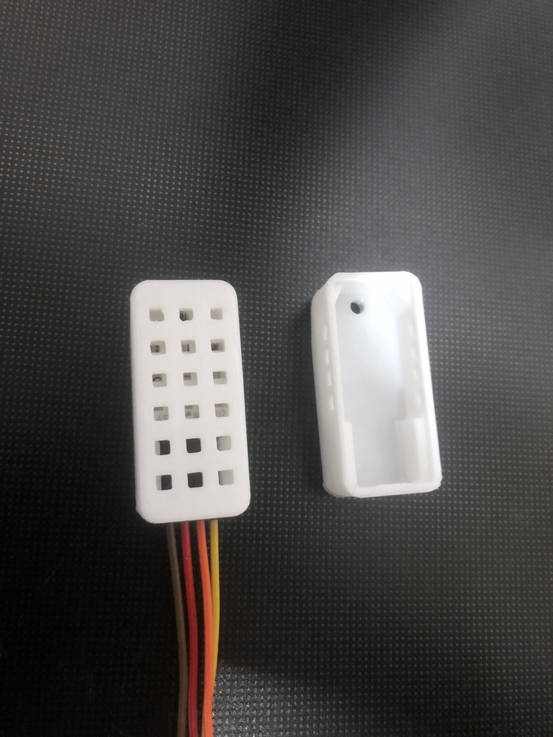 ตัวครอบเซนเซอร์ DHT22 สีขาว