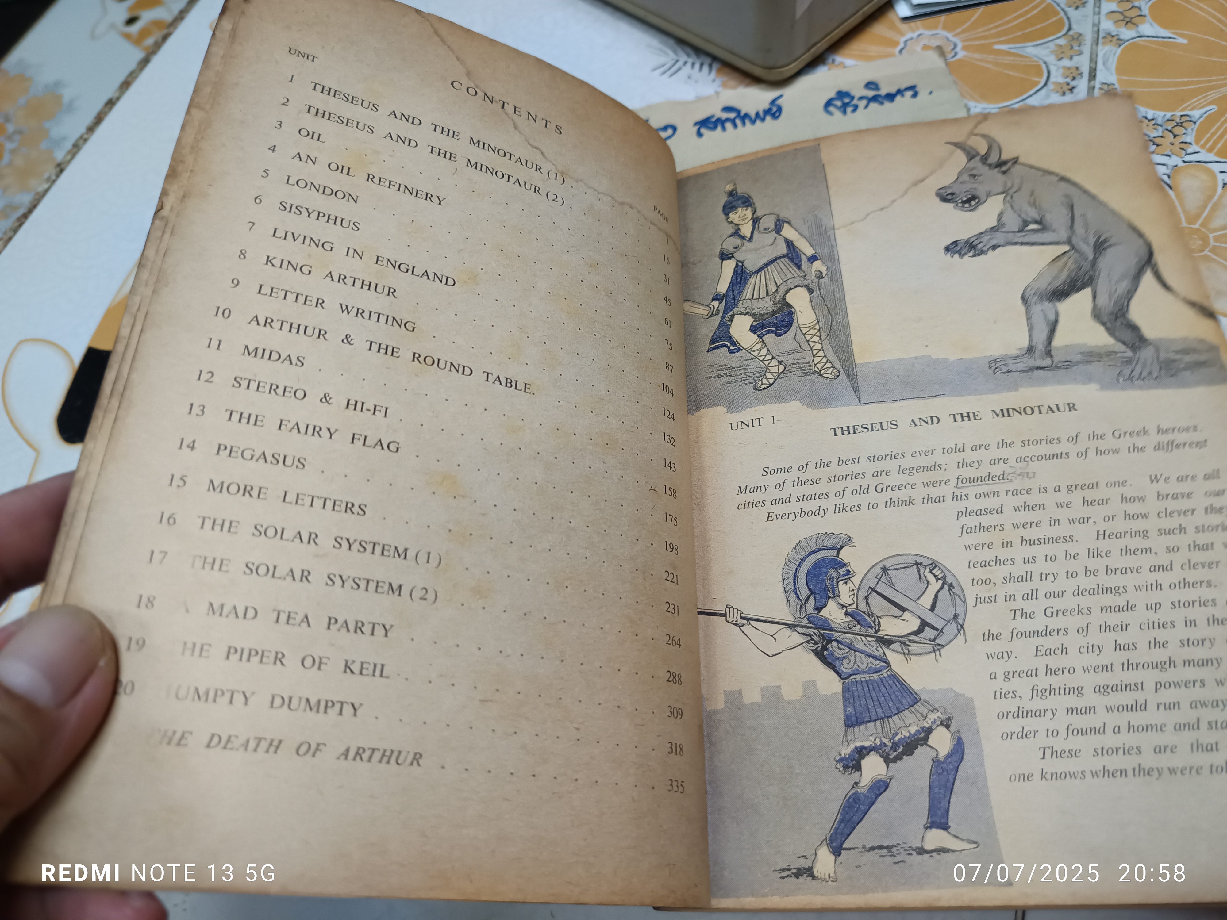 CLASS-WORK Book V หนังสือเรียนภาษาอังกฤษสำหรับนักเรียนชั้นมัธยมศึกษาปีที่ 2 By S. G. in co-operation with M. E. Dunn **สินค้าหมด**