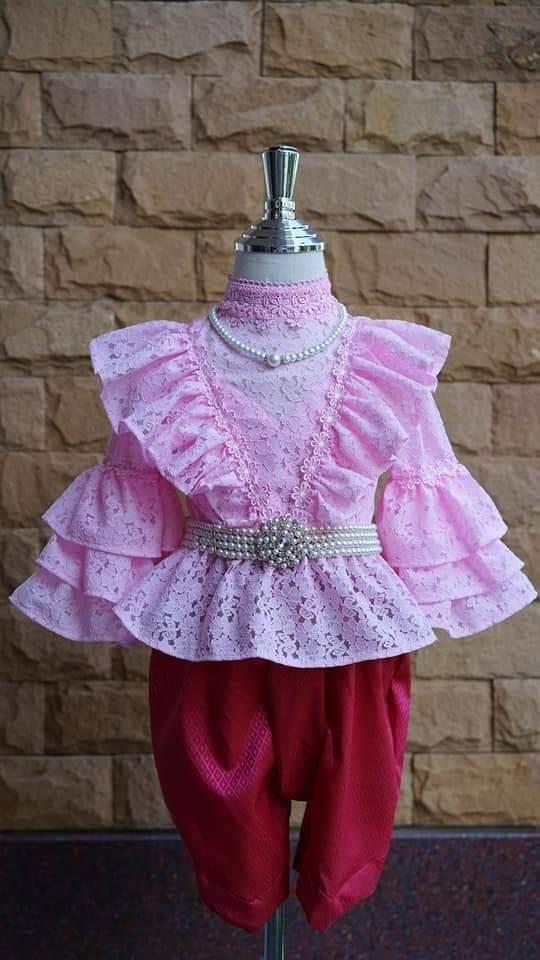 ชุดไทยเด็กรัชกาลที่ 5 ลูกไม้นิ่ม