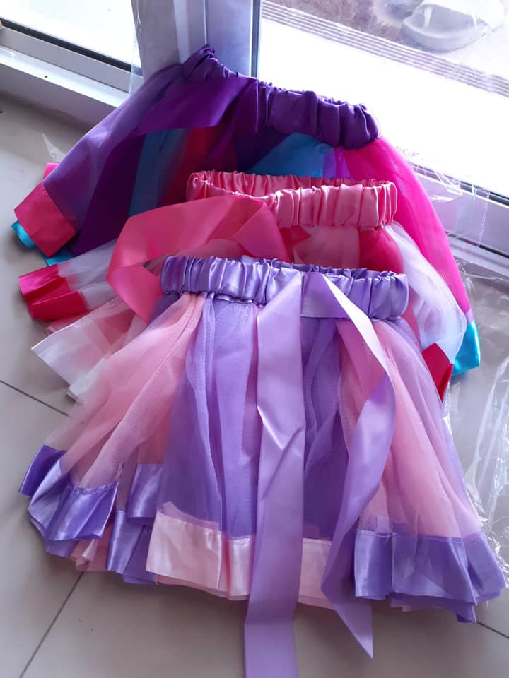 กระโปรงฟรุ้งฟริ้งแฟนซีสีรุ้ง