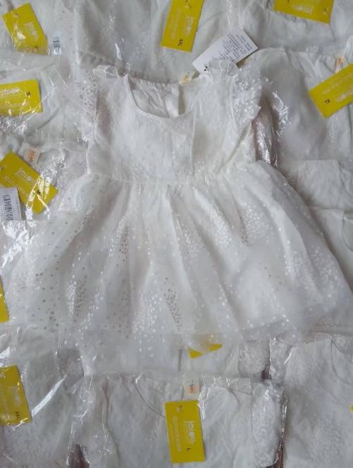 เดรสเด็กหญิงติดปีกนางฟ้า