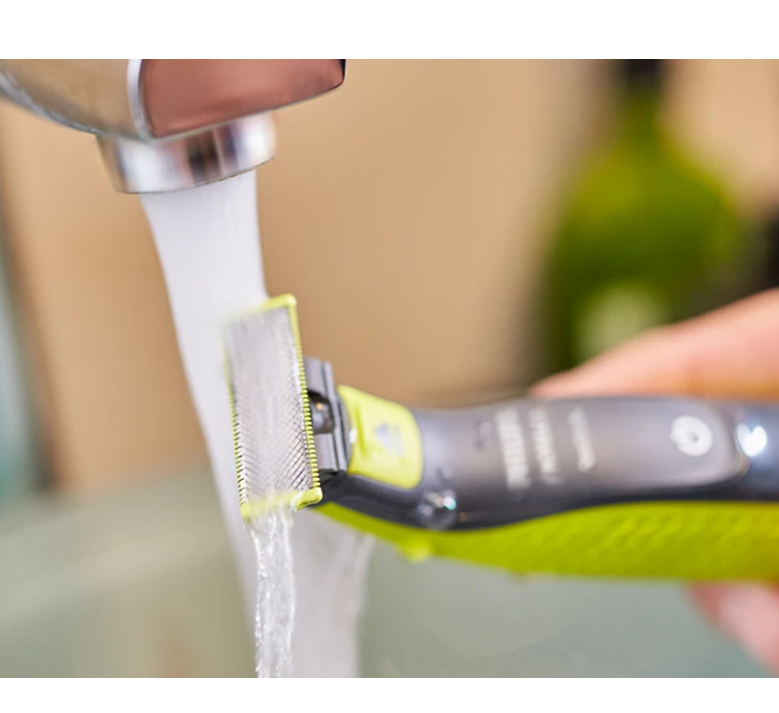 Philips® Norelco OneBlade Face Hybrid Electric Trimmer and Shaver QP2520/70 or QP2520/90 ฟิลิปส์ ชุดมีดโกน