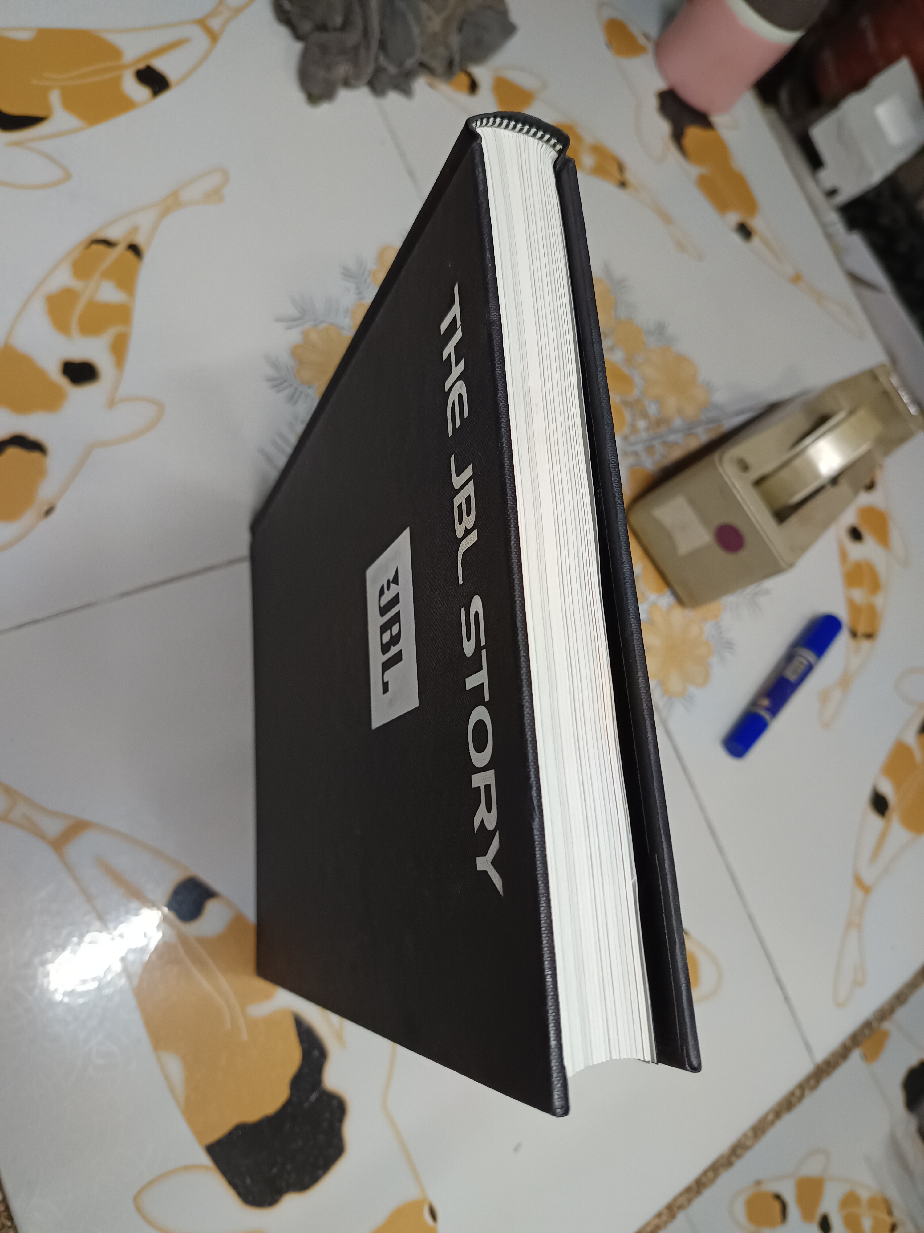 The JBL Story, book 60 𝚈𝚎𝚊𝚛𝚜 𝙾𝚏 𝙰𝚞𝚍𝚒𝚘 𝙸𝚗𝚗𝚘𝚟𝚊𝚝𝚒𝚘𝚗- 𝘉𝘺.𝘑&