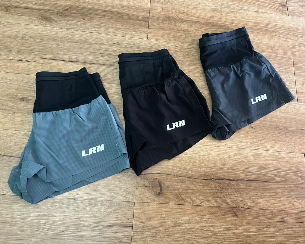 กางเกงวิ่งเทรล 2" (ไม่มีซับใน) ใส่ได้ทั้งชาย - หญิง มีกระเป๋าใส่ของที่รอบเอวในตัว (F34)