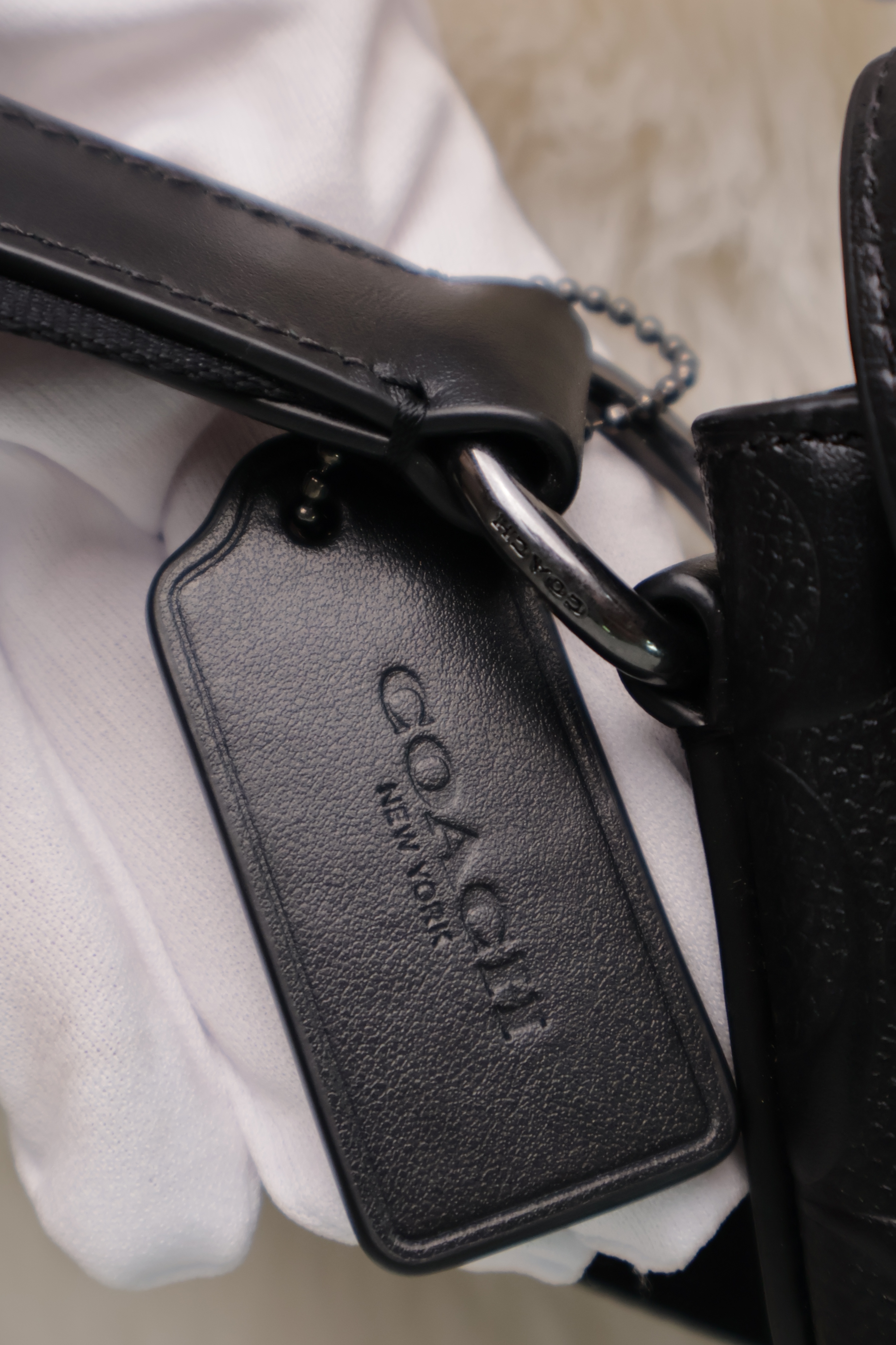 ของแท้ 💯% Coach Houston Map Bag In Signature Leather Black กระเป๋า COACH สะพายข้างผู้ชาย ฝาพับ หนังปั้มลายนูน