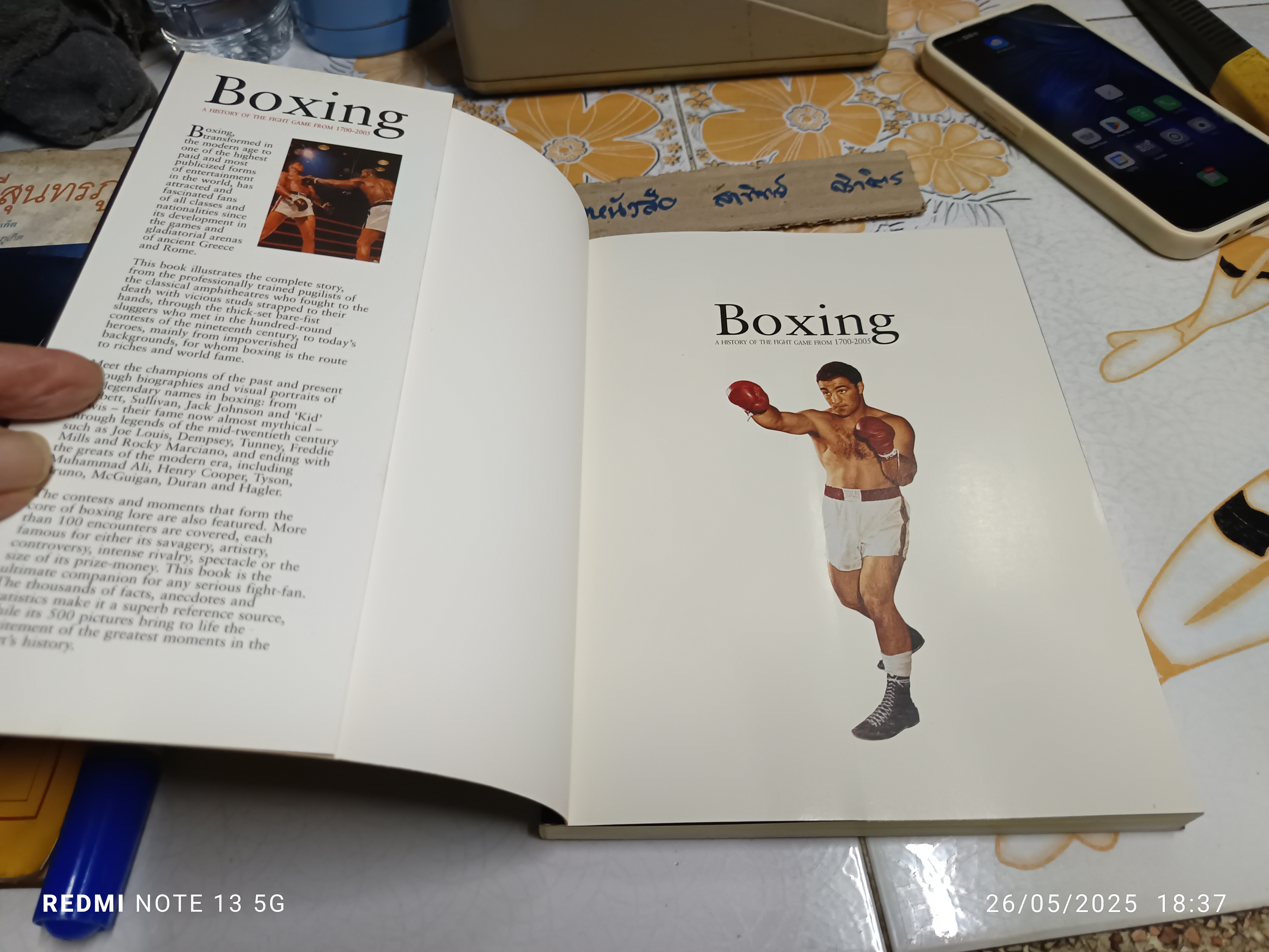 BOXING : A HISTORY OF THE FIGHT GAME FROM 1700-2005 Peter Brooke-Ball , 2014