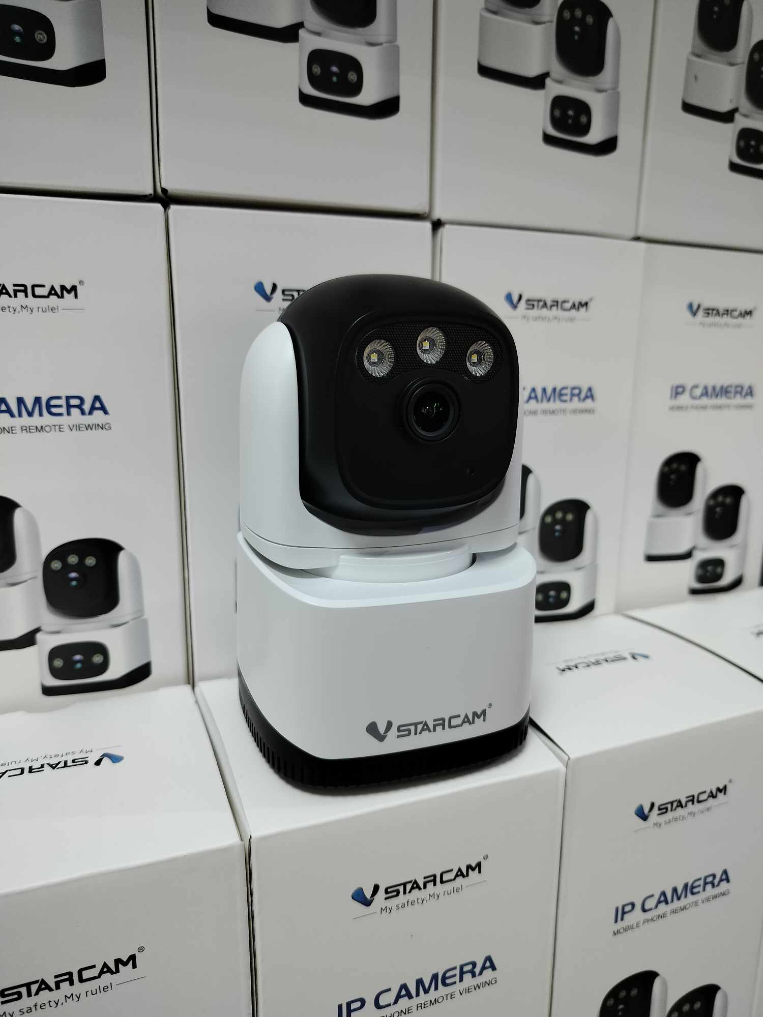 Vstarcam Vstarcam กล้องวงจรปิดกล้องใช้ภายในรุ่นCS995 ความคมชัด2ล้าน มีไวไฟในตัว บันทึกภาพ/เสียง ขาว