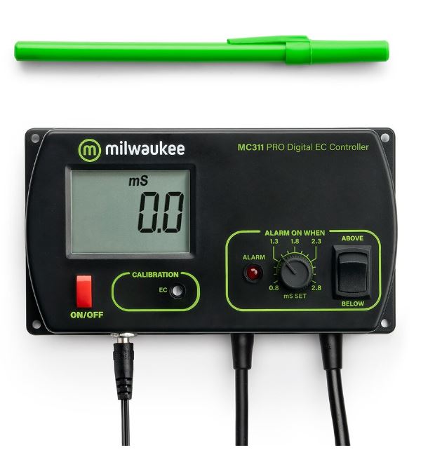 ปั้มผสมปุ๋ย Milwaukee MC745 PRO Conductivity (EC) Controller and Pump Kits