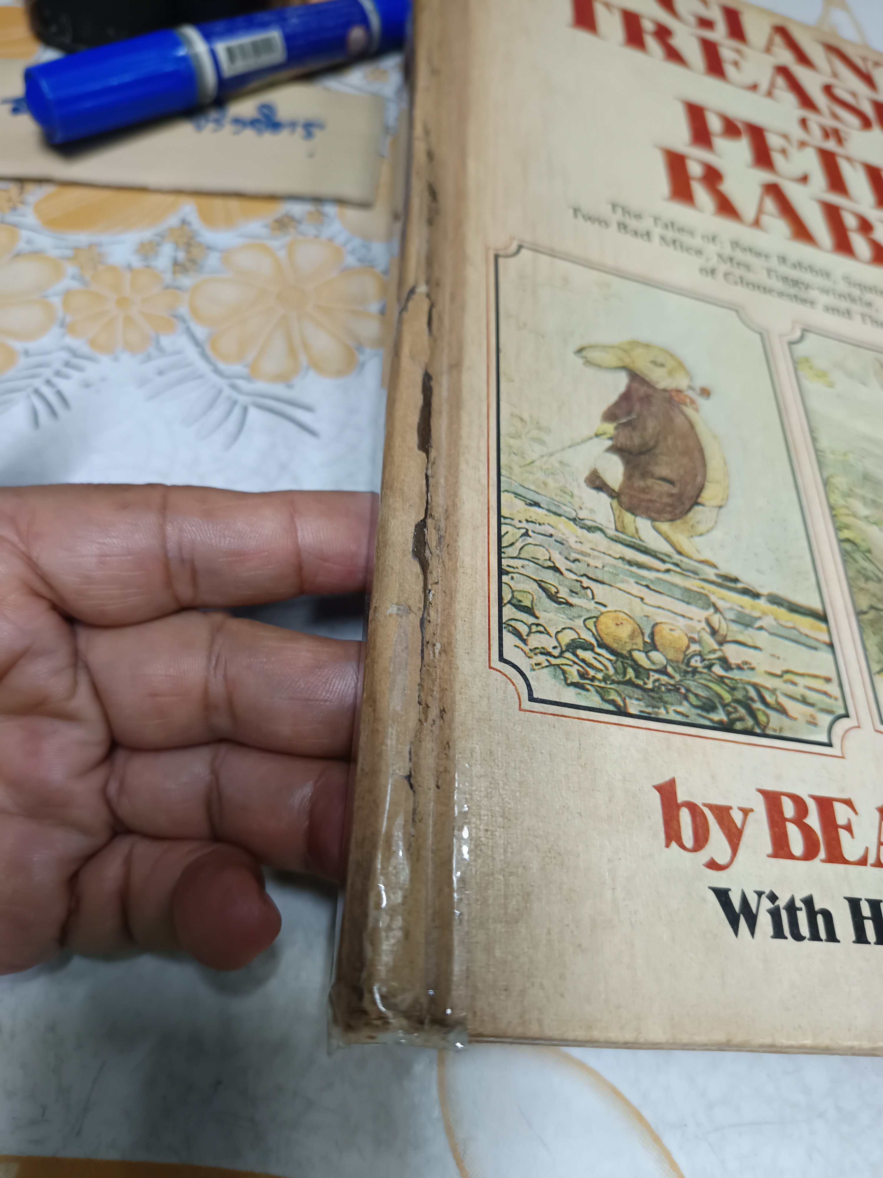 Giant Treasury of Peter Rabbit by Beatrix Potter New York: Derrydale Books, 1980. Early Edition.