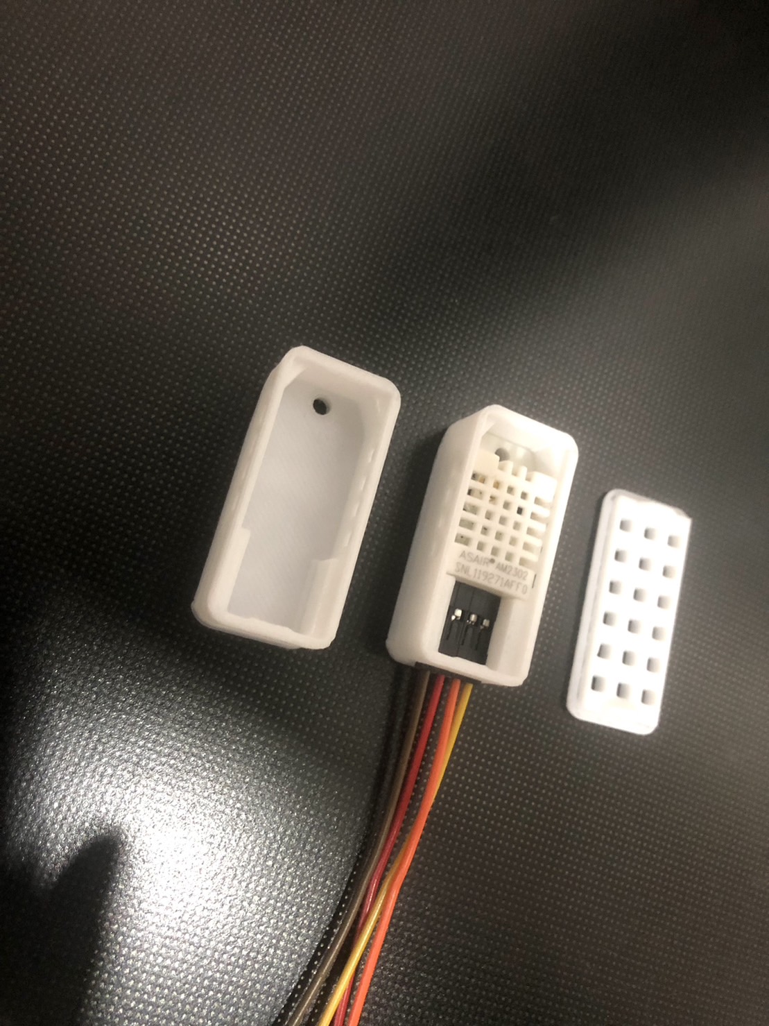 ตัวครอบเซนเซอร์ DHT22 สีขาว