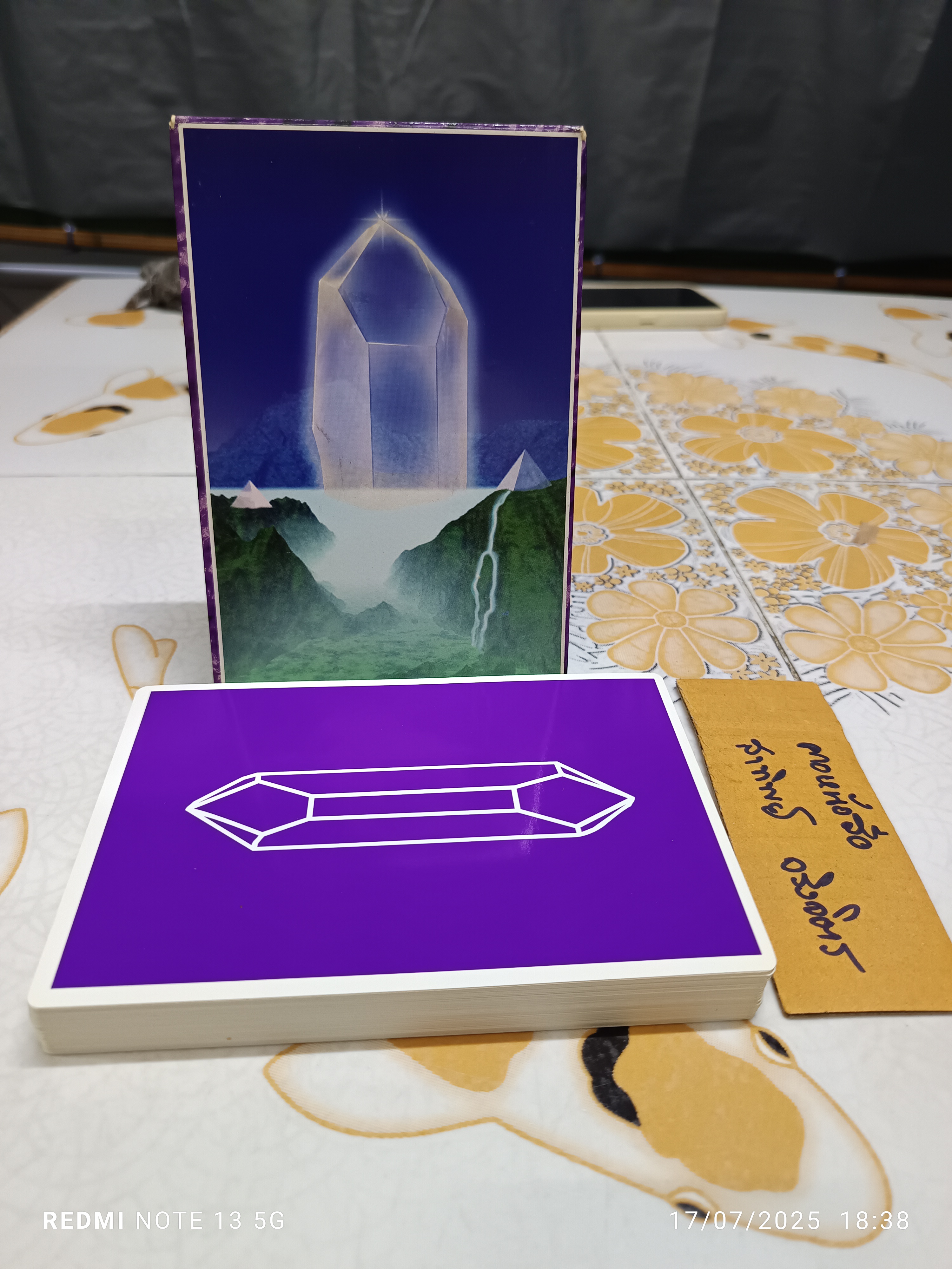 ชุดไพ่พยากรณ์ The Crystal Ally Cards (มีเฉพาะการ์ด - ไม่มีหนังสือคู่มือ) ครบชุด 55 ใบ