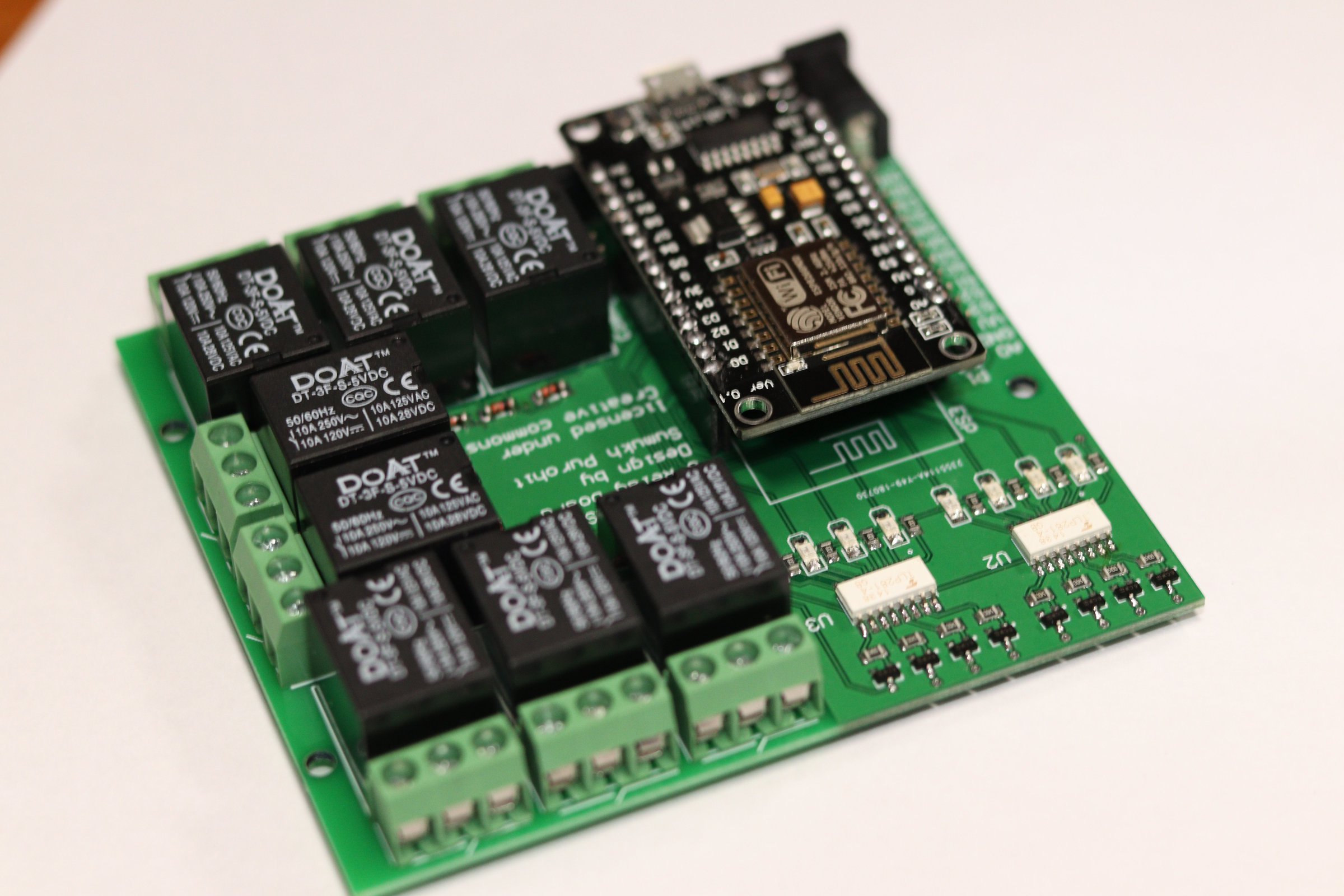 NodeMCU 8-channel relay board