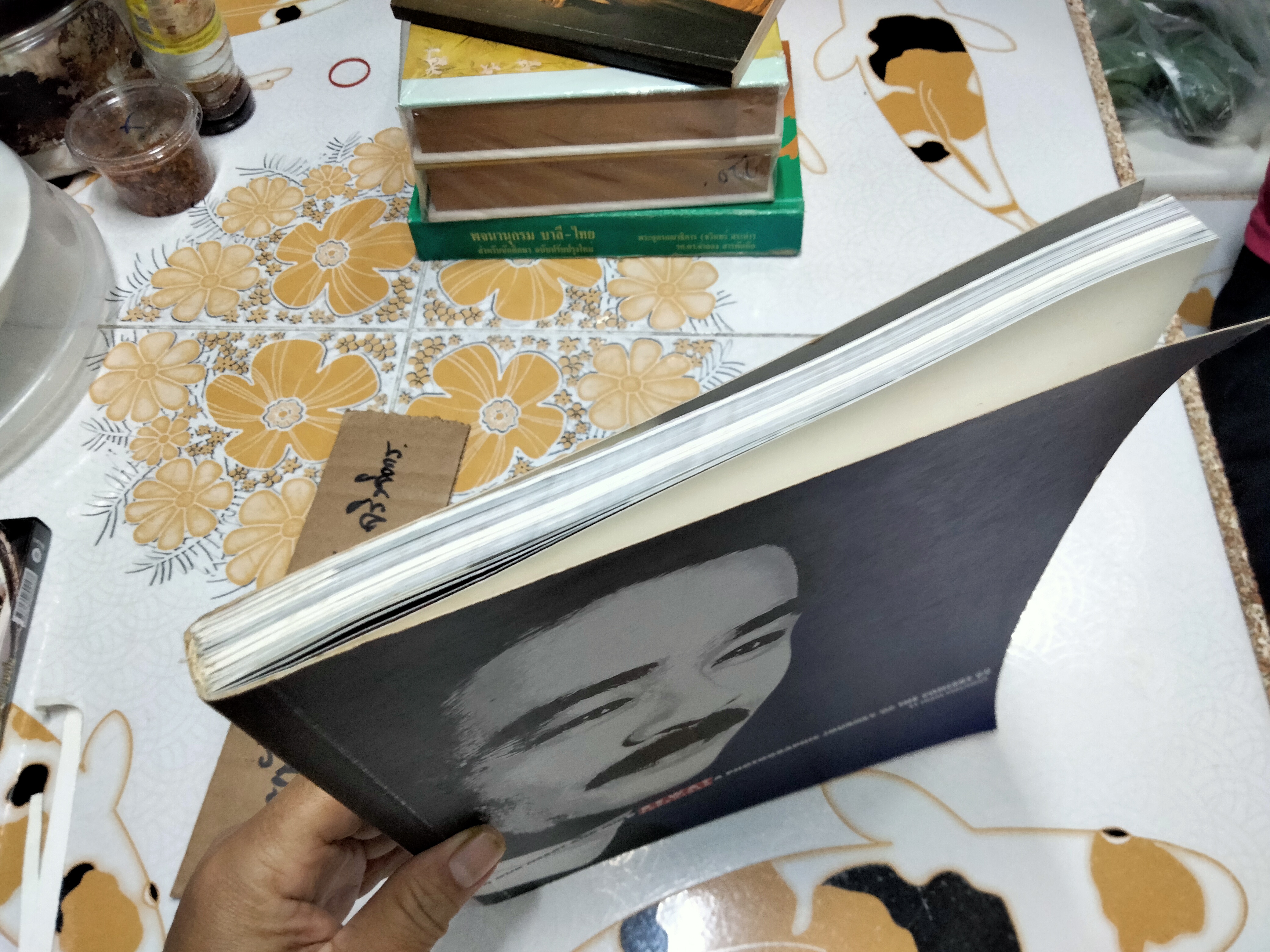 หนังสือ In Our Heart and Mind REWAT BUDDHINAN Photographic Journey of the Concert 98 BY IMAGE PUBLISHING