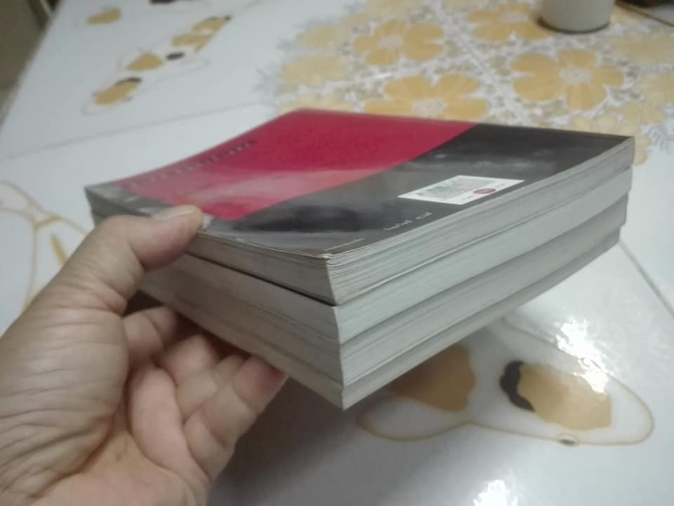 หนังสือชุดชีวจิต ของ อ.สาทิส อินทรกำแหง จำนวน 4 เล่ม **สินค้าหมด**