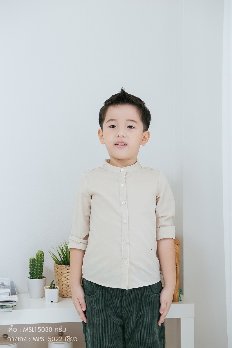 เสื้อเชิ้ตแขนยาว เด็กชาย สีครีม