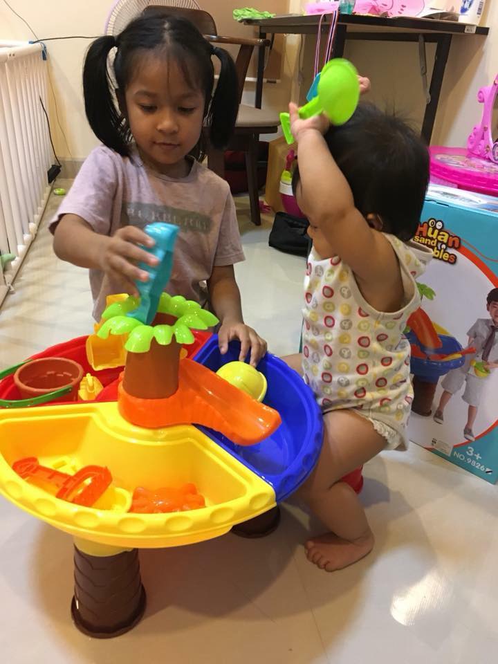 เซทโต๊ะเล่นทราย