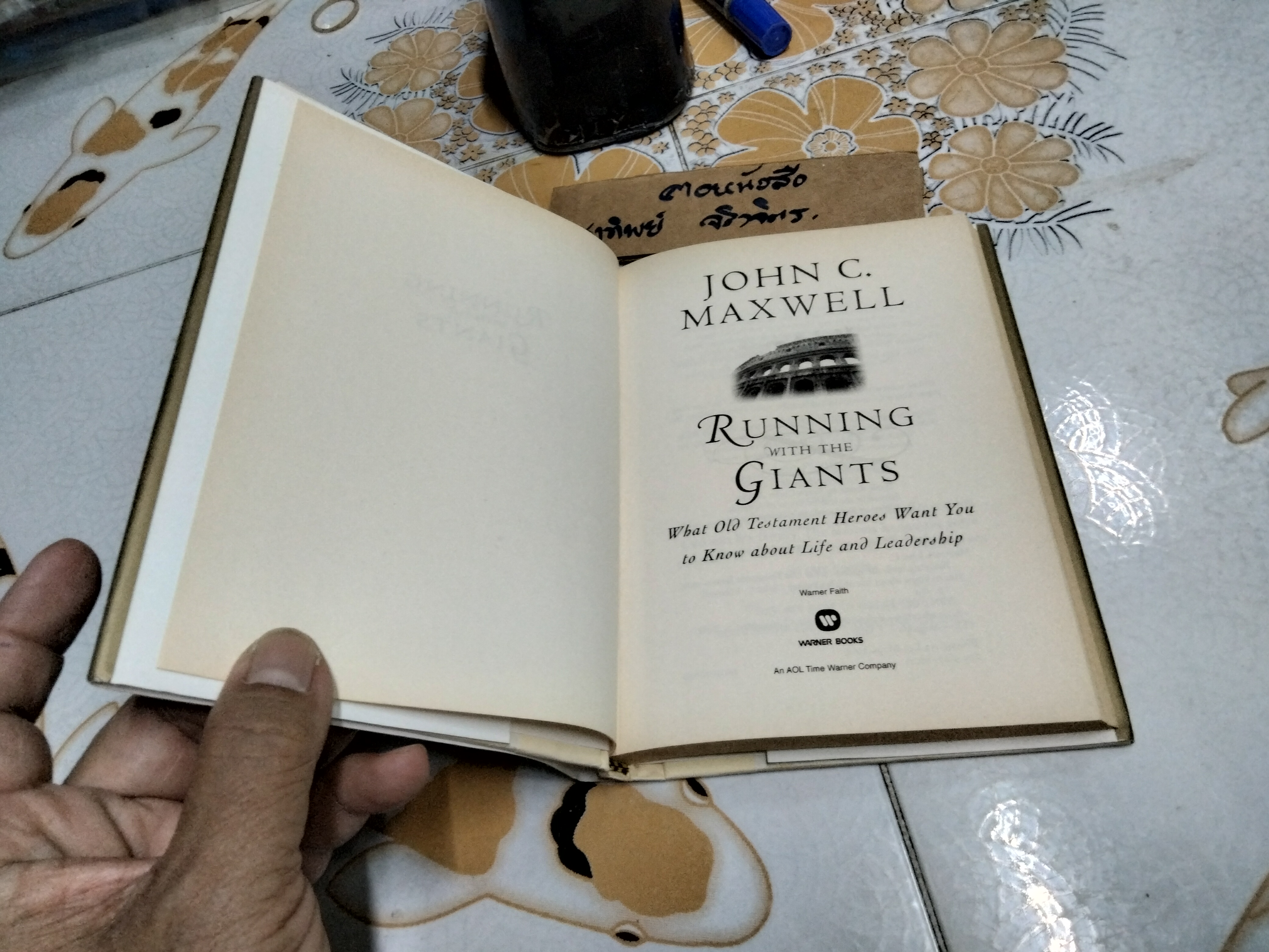 Running with the Giants , John C. Maxwell