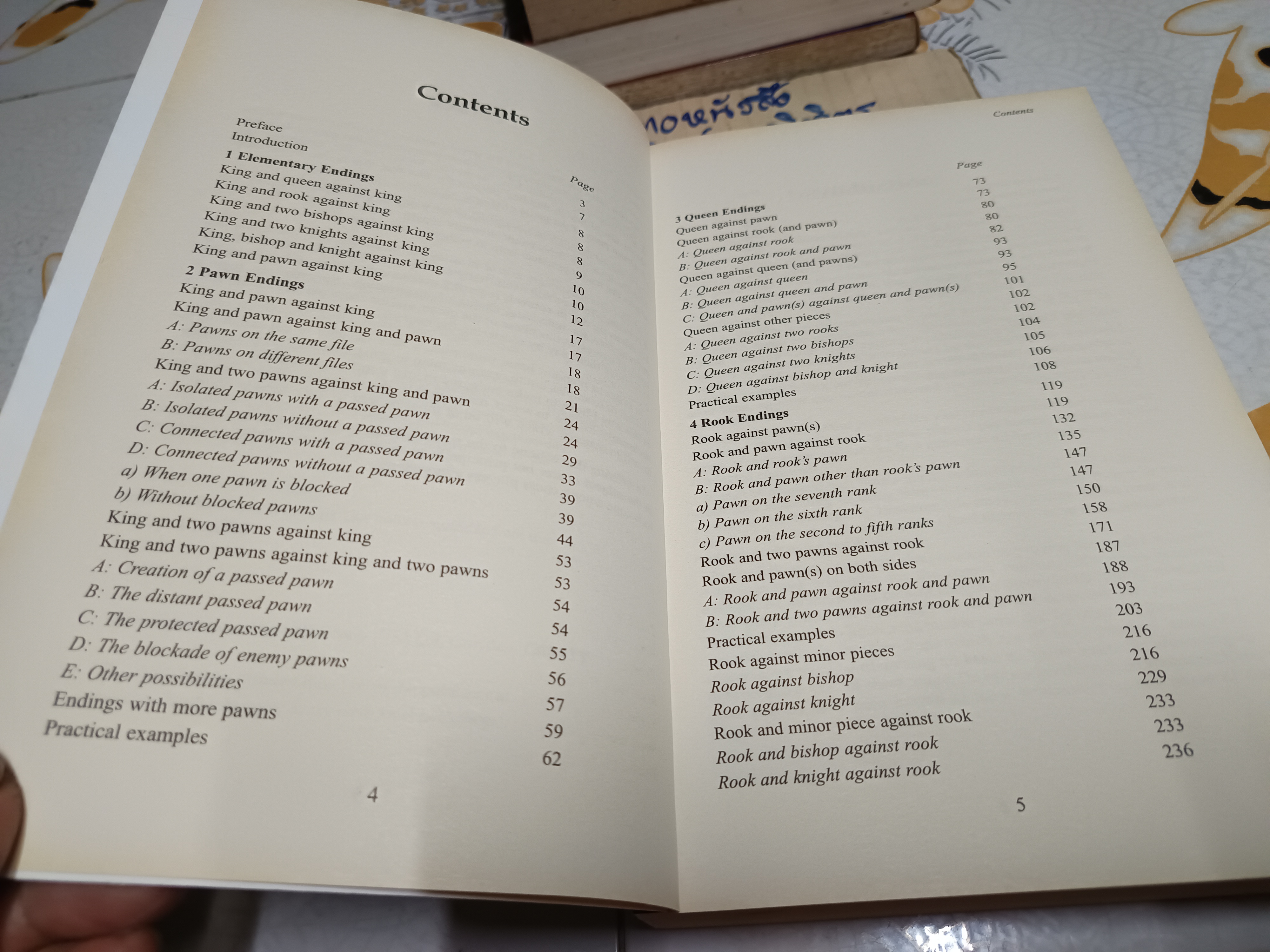 Practical Chess Endings With Modern Chess Notation by Paul Keres **สินค้าหมด**