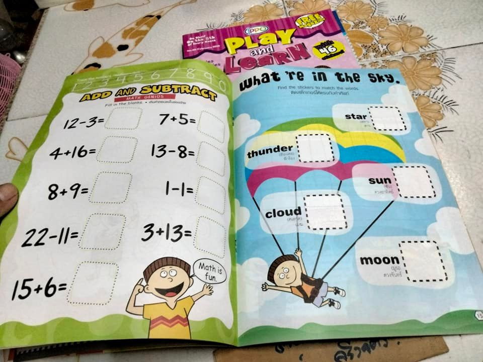 PLAY AND LEARN นิตยสารเสริมทักษะ 2 ภาษาสำหรับเด็กวัย 3-9 ปี (จำนวน 9 เล่ม Jan- Oct, 2010 - ขาด August) **สินค้าหมด**