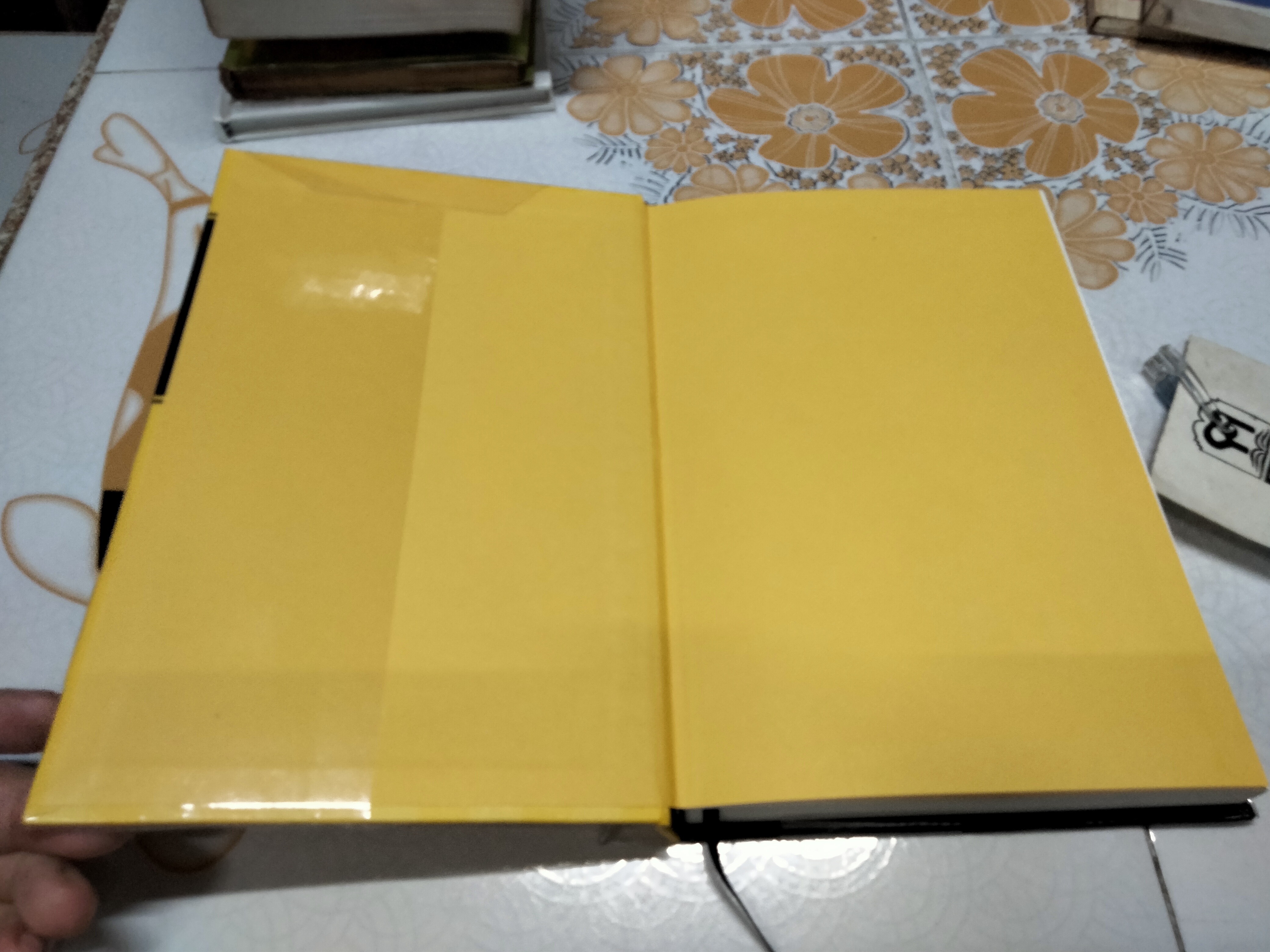 เมื่อนักออกแบบต้องเป็นนักธุรกิจ (How Firms Succeed : A Field Guide to Design Management) James P. Cramer & Scott Simpson เขียน ดร.พร วิรุฬห์รักษ์ แปล **สินค้าหมด**