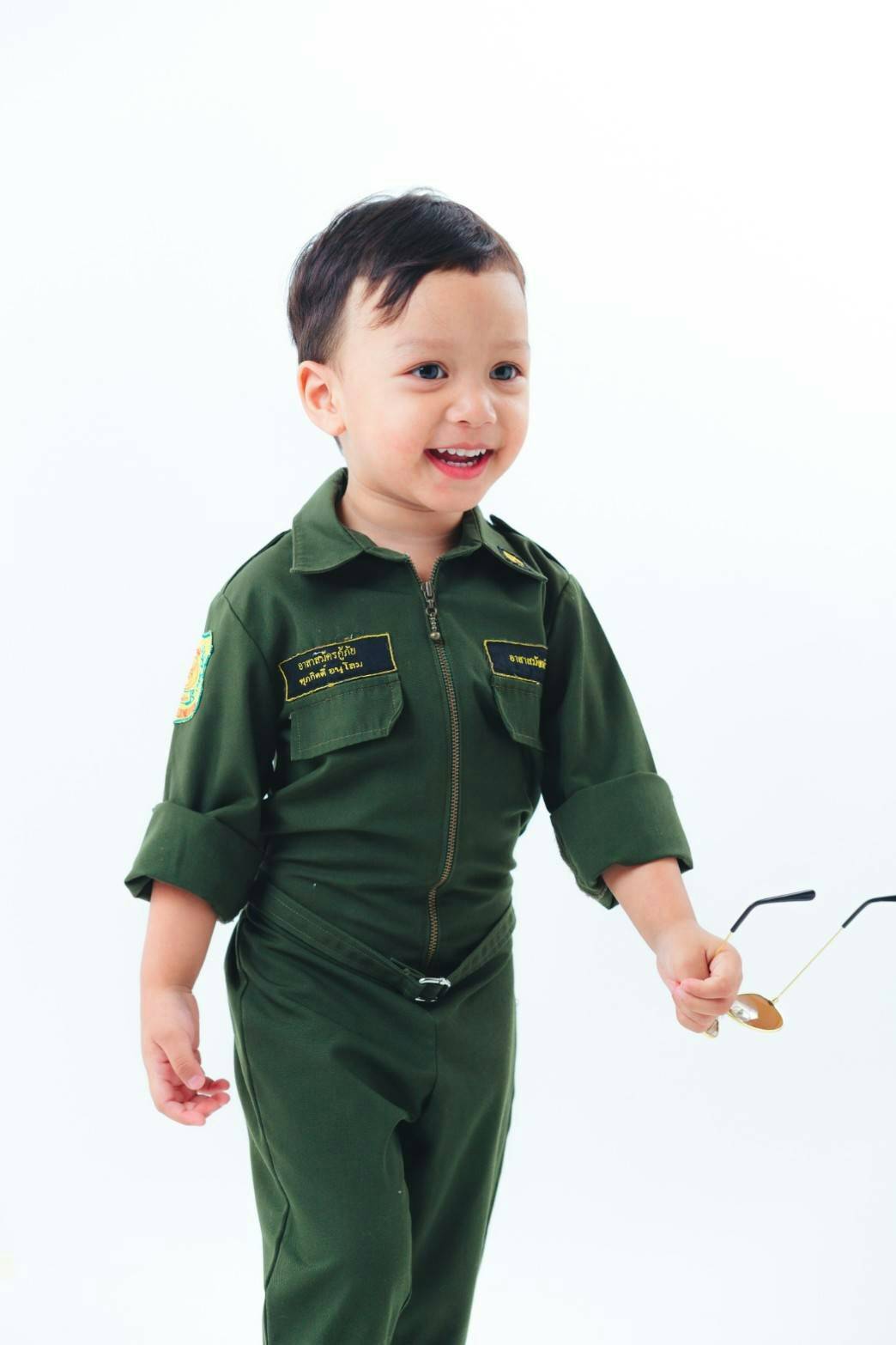 ชุดอาสาเด็กน้อย