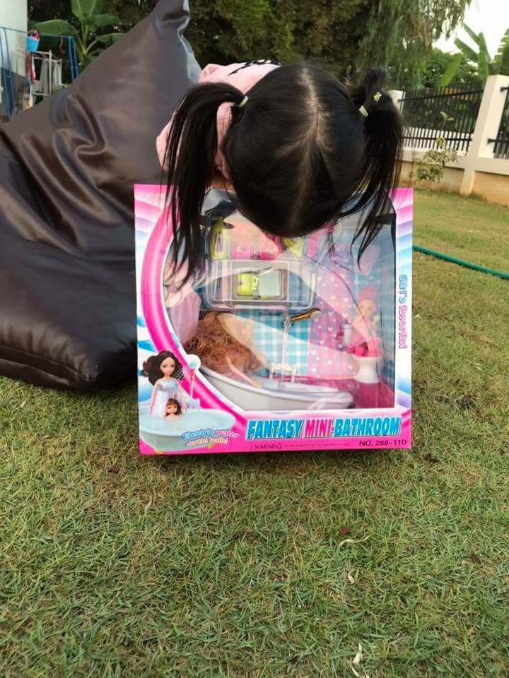 set บาร์บี้อาบน้ำพร้อมเครื่องแต่งตัว