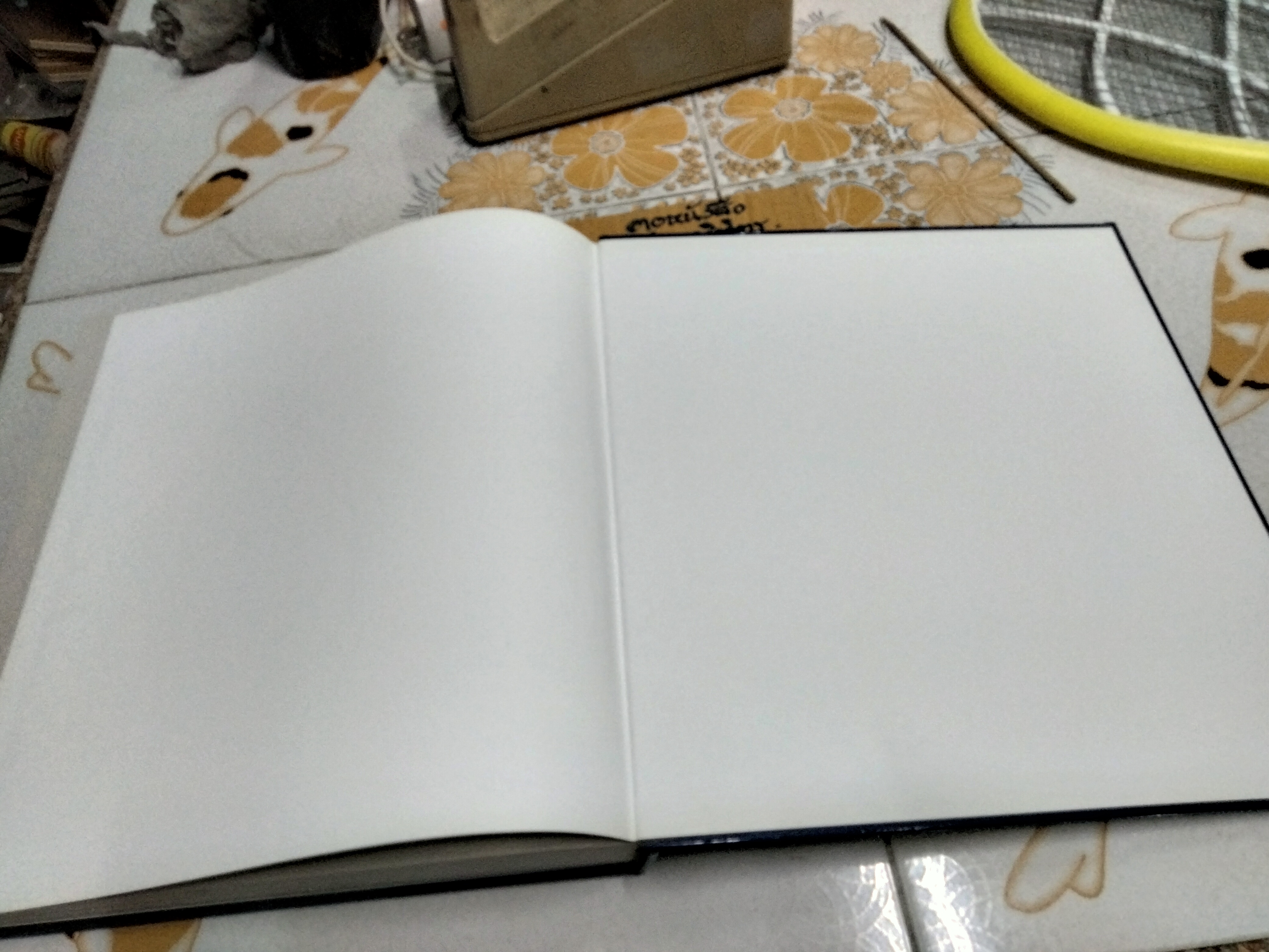 พู่กันกับการเดินทาง (Journey with a Paint Brush) โดย สมบูรณ์ พวงดอกไม้ (Somboon Phoungdorkmai) **สินค้าหมด**