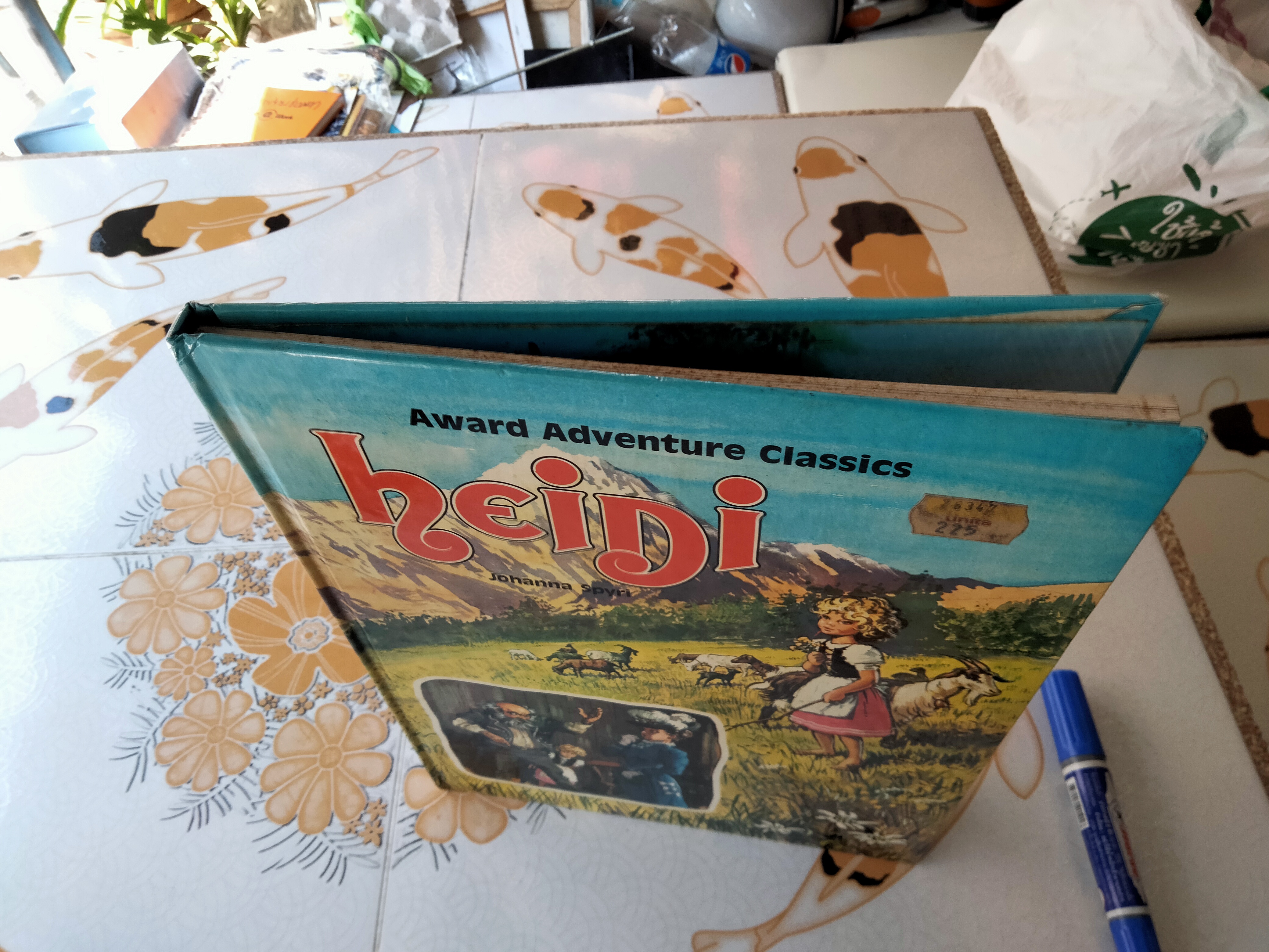 Heidi - Johanna Spyri Award Adventure Classics (มือสองปกแข็ง) ภาพประกอบโดย JOHN WORSLEY **สินค้าหมด**