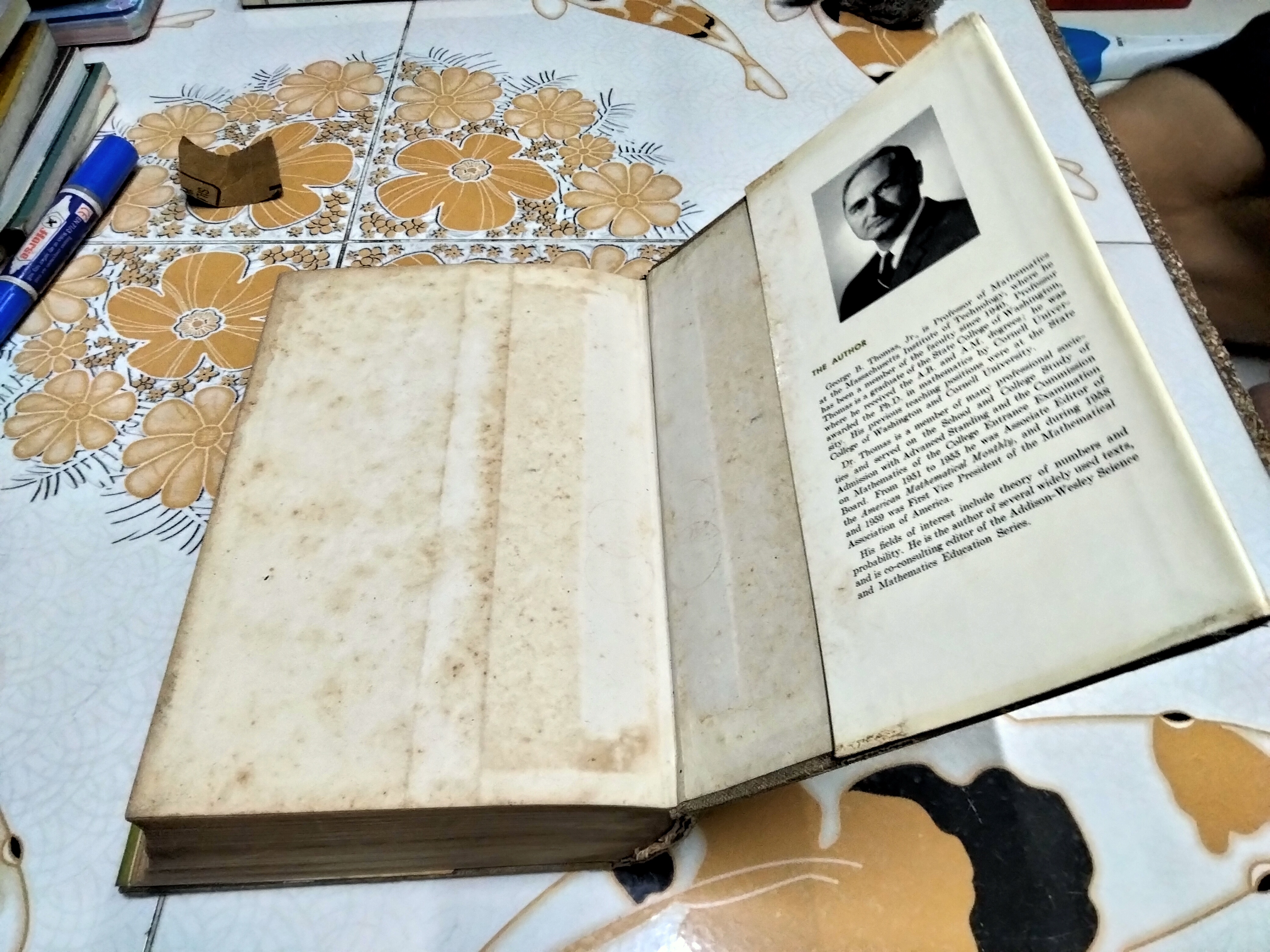 Calculus and Analytic Geometry by GEORGE B. THOMAS, JR. ADDISON-WESLEY PUBLISHING. 3rd Edition