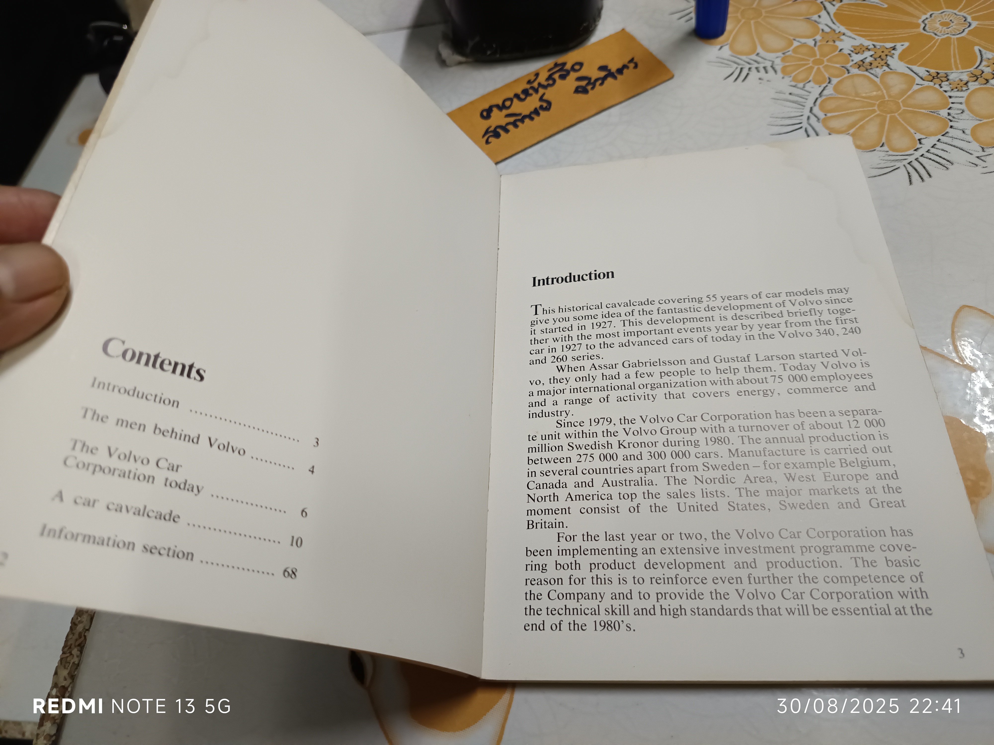 Volvo 1927 - 1982 Enthusiasts history book brochure **สินค้าหมด**