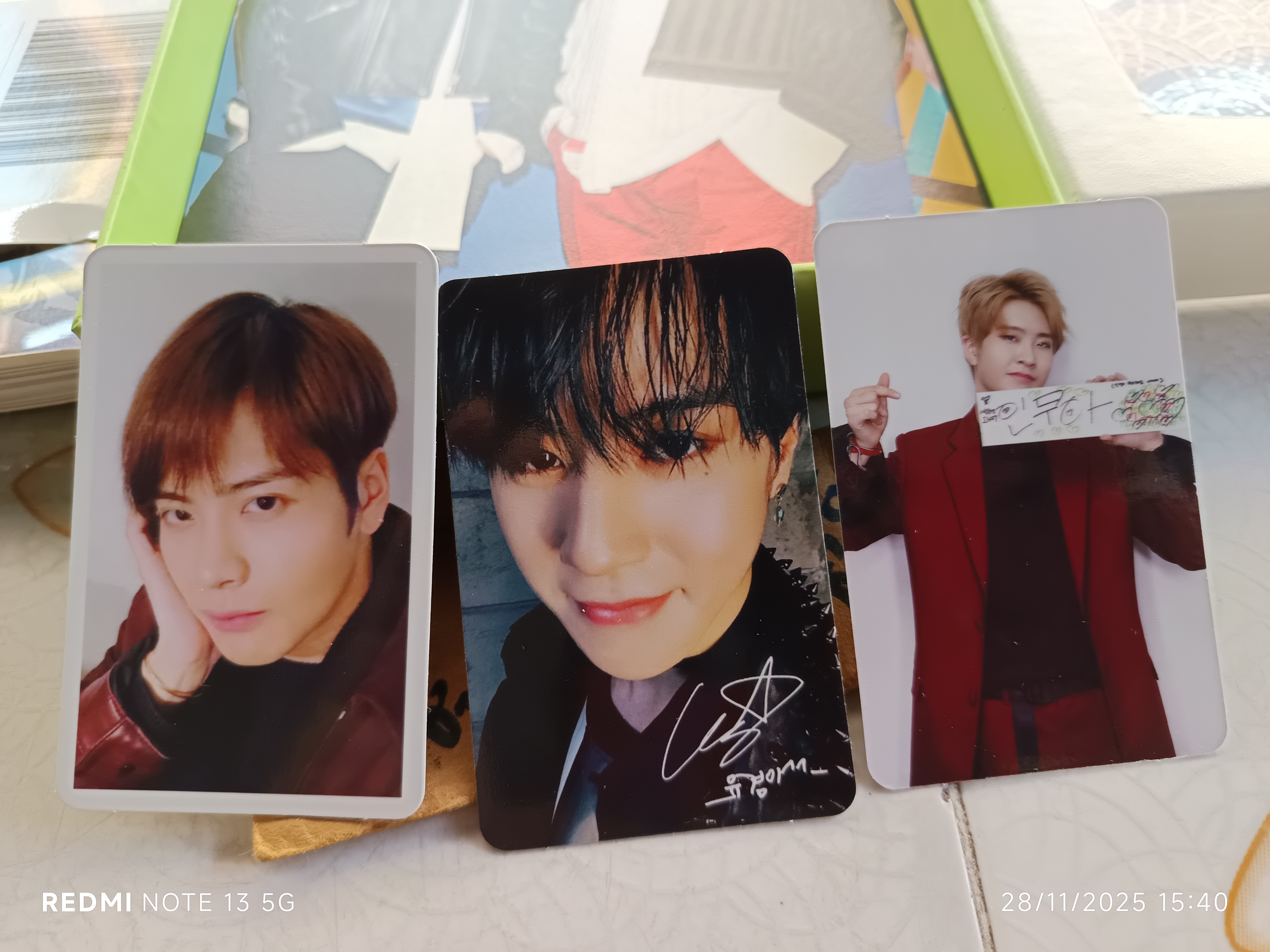 อัลบั้ม Flight Log : Arrival ของ GOT7 (ไม่มีโปสเตอร์)