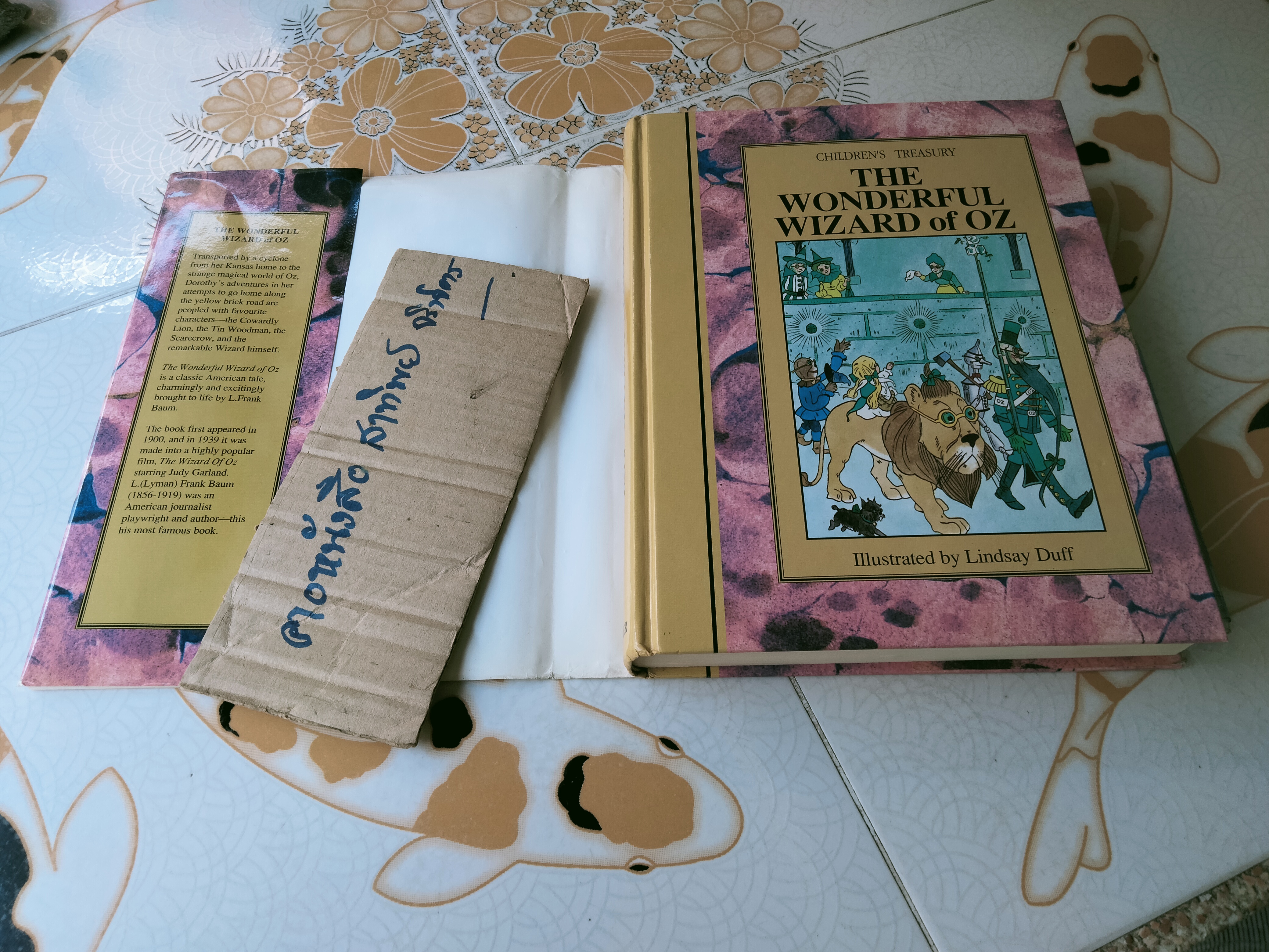 CHILDREN'S TREASURY - The Wonderful Wizard of Oz by L. Frank Baum, Illustrated by Linda Duff