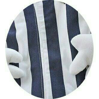 set เสื้อกับเอี๊ยม สำหรับเด็ก 1 ถึง 4 ขวบ