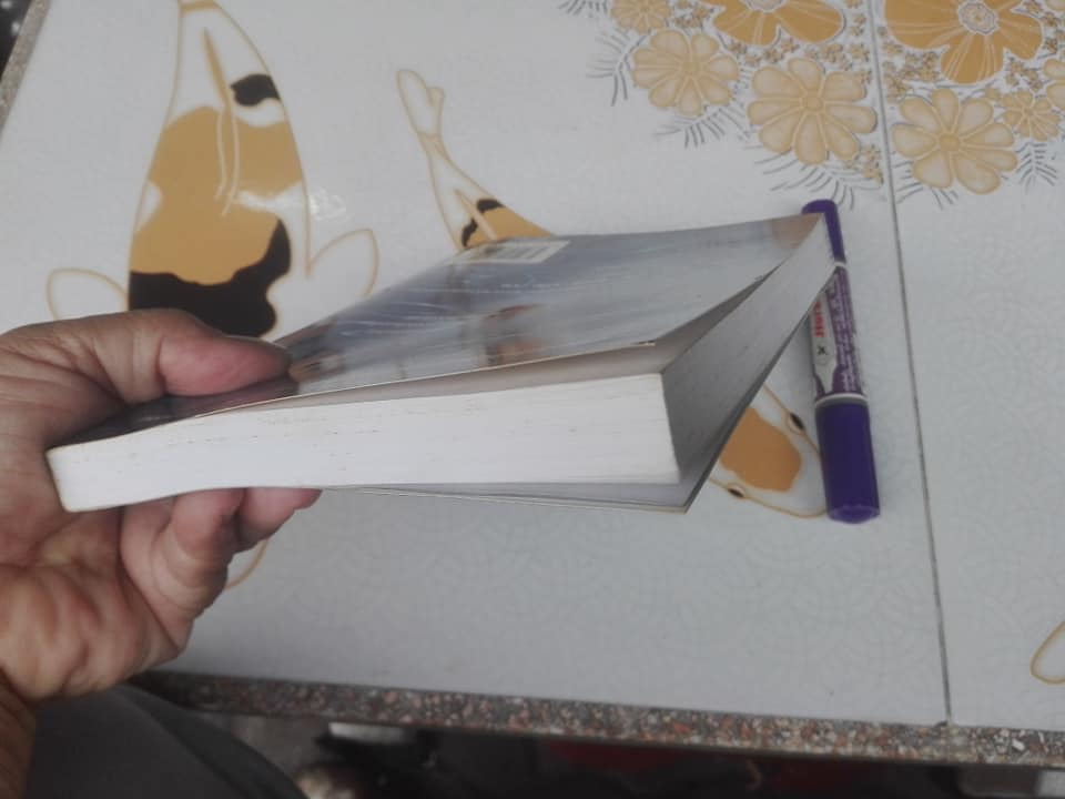 รอยสาป โดย ชลนิล