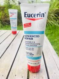 (Pre Order) Eucerin® Advanced Repair, Light Feel Foot Creme, Fragrance Free (85G) ครีมทาส้นเท้าเเตก เท้านุ่มขึ้นเห็นผลได้ในครั้งเดียว เนื้อครีมซึมซับได้เร็ว ไม่เหนียวเหนอะหนะ ยูเซอรีนครีม