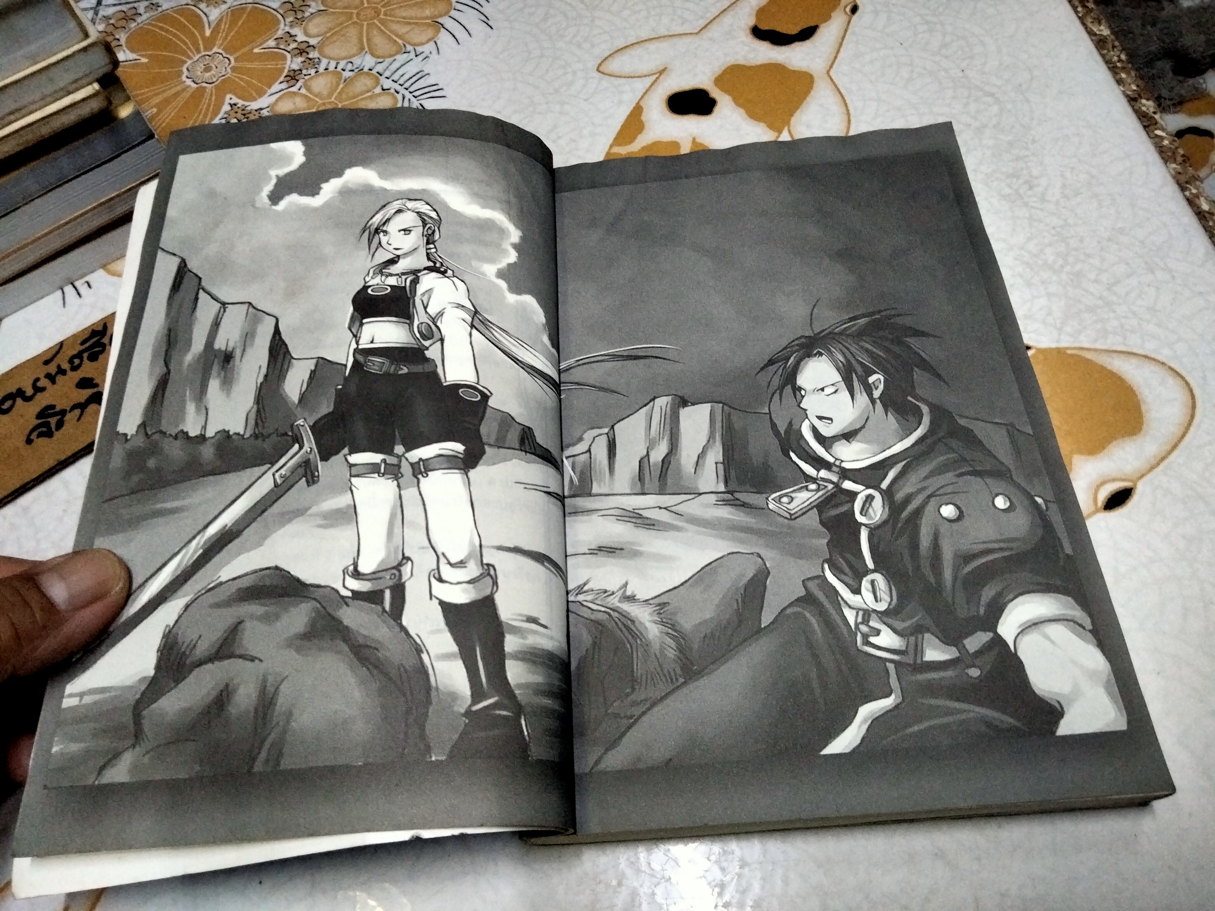 RAGNAROK นิยายจากเกม เขียนโดย ยาซุย เคนทาโร / เล่ม 01 THE BLACK BEAST (สภาพอ่าน มีคราบน้ำ ราดำ)