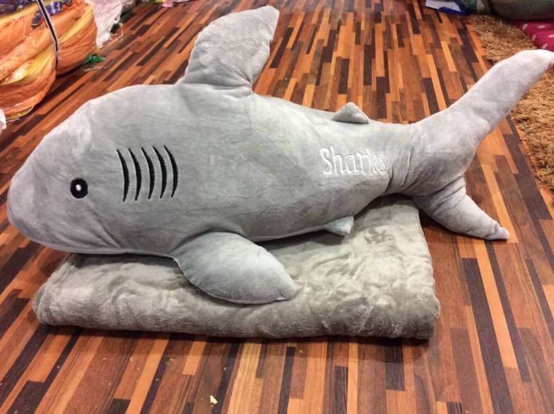 ตุ๊กตาฉลามหมอนผ้าห่ม