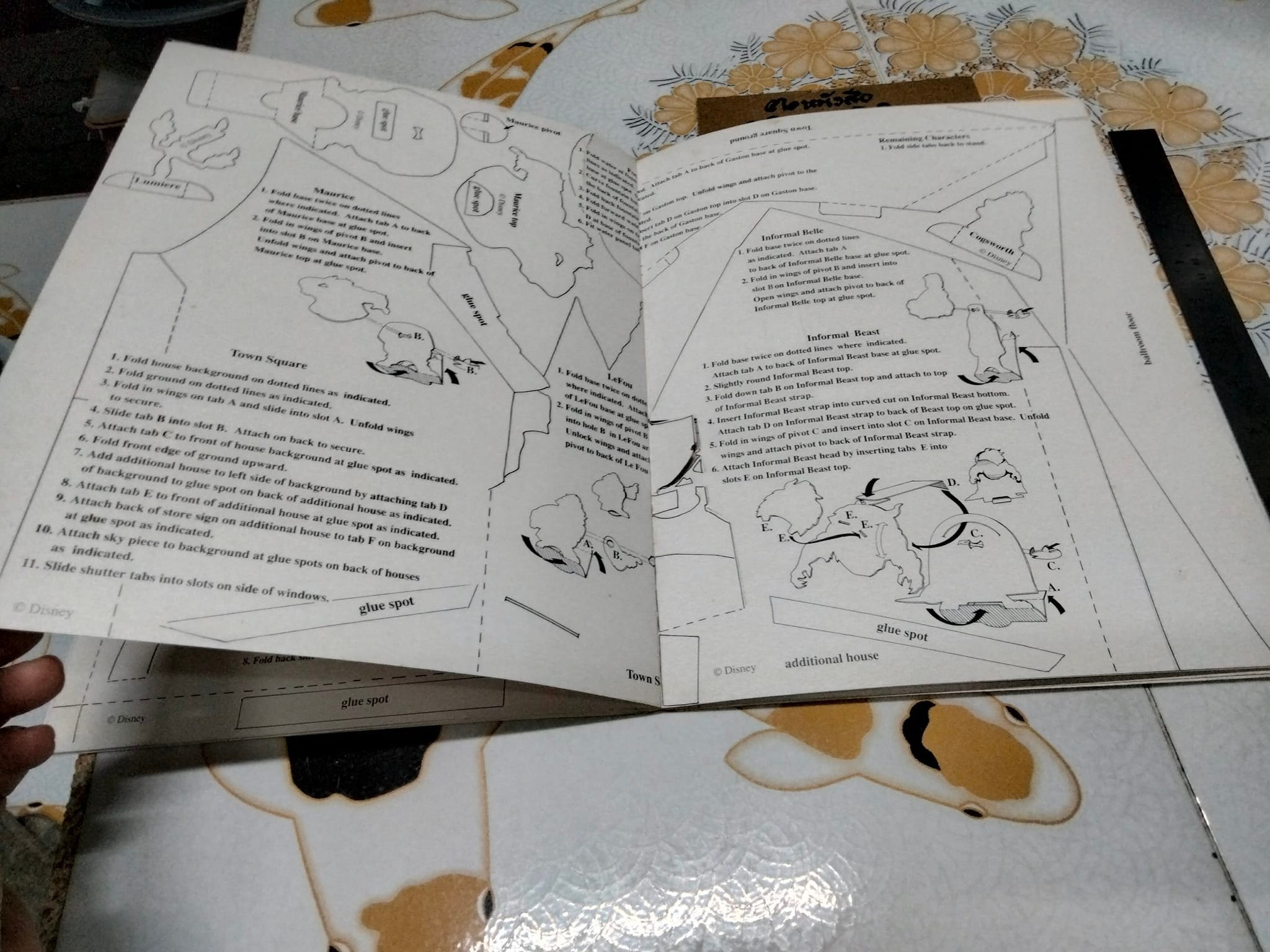 Beauty and the Beast , book Play set หนังสือเสริมจินตนาการ - ของสะสม **สินค้าหมด**