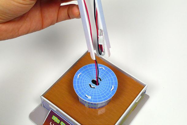 3D จิ๊กซอว์เกาหลี หอคอยกรุงโซลมีไฟ LED 3D Jigsaw 한국 퍼즐 LED 조명이 있는 3D Jigsaw Seoul Tower with LED