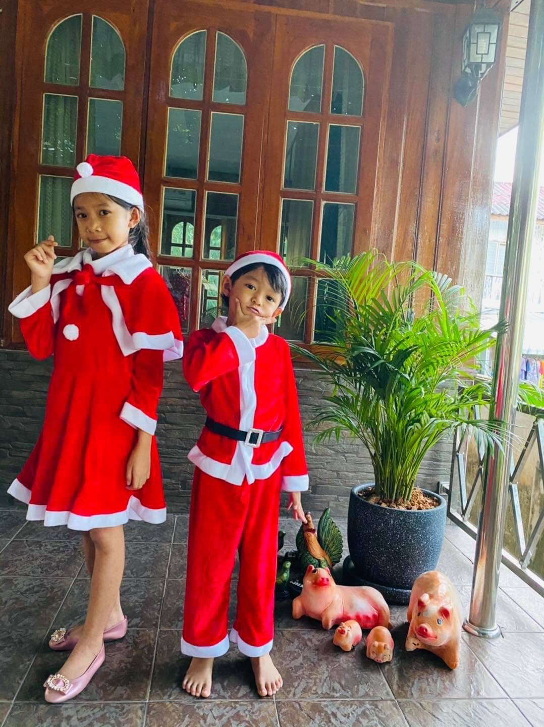 ชุดเด็กซานต้า ซานตี้